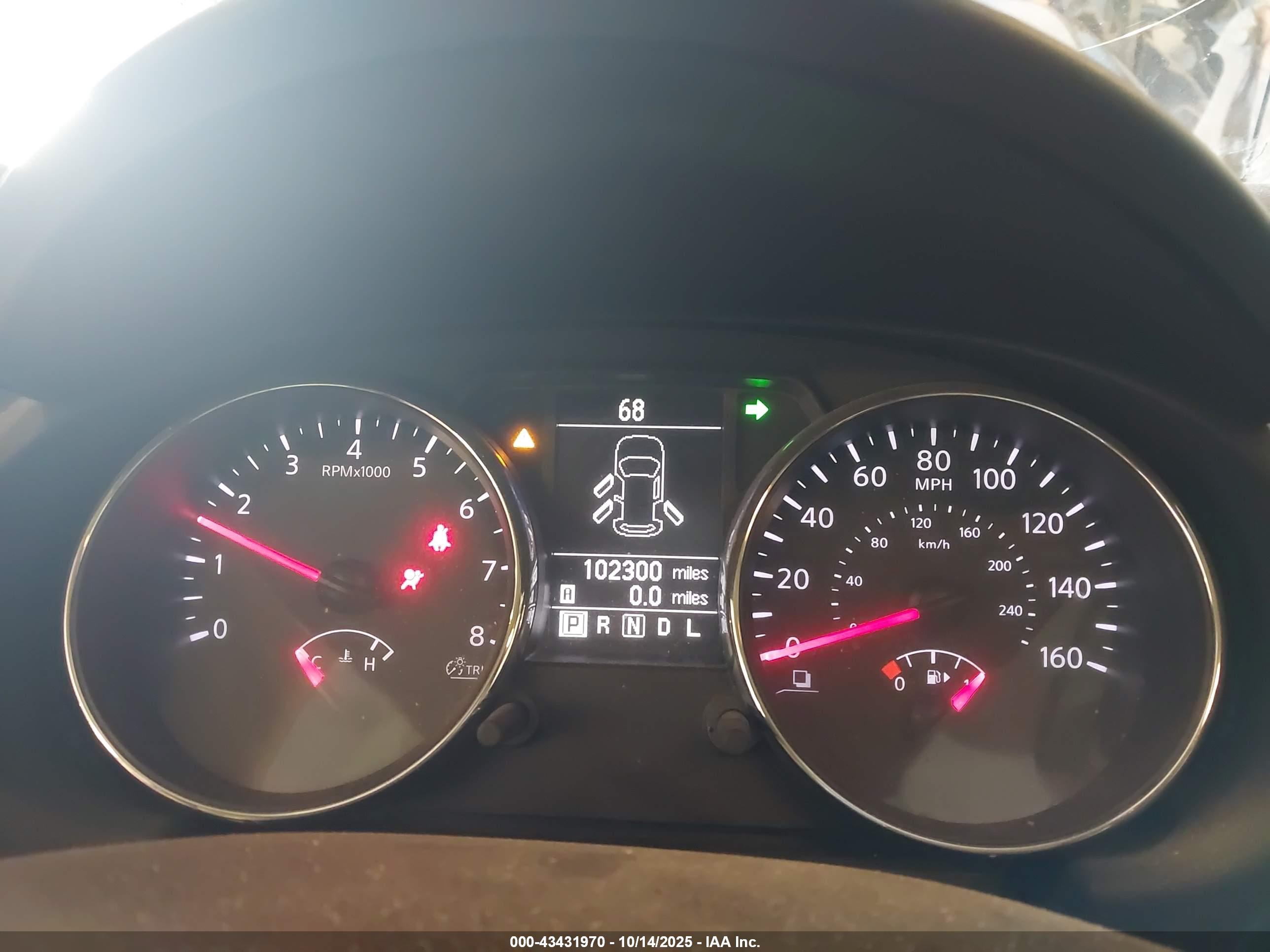 NISSAN ROGUE image 7