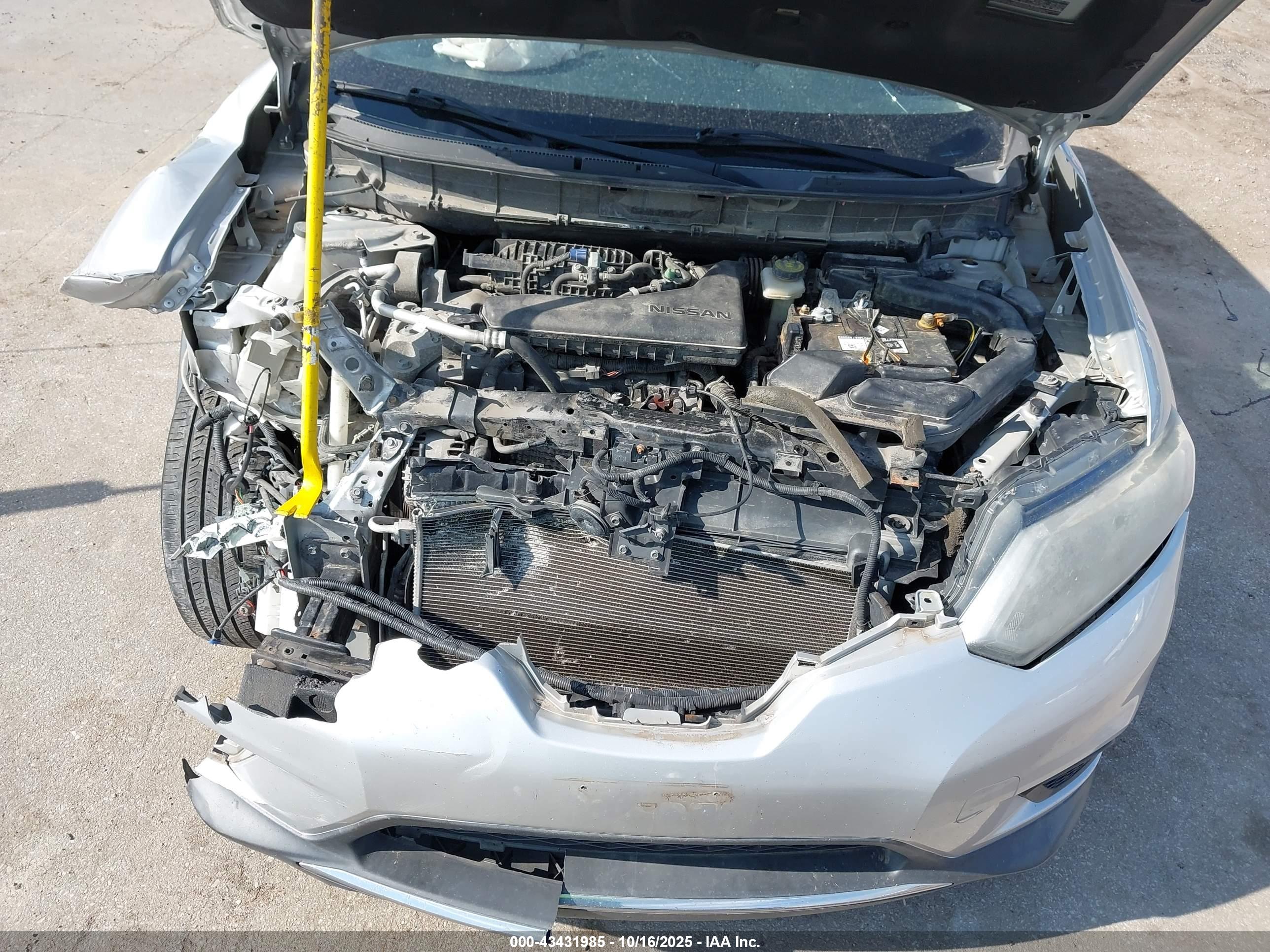NISSAN ROGUE image 10