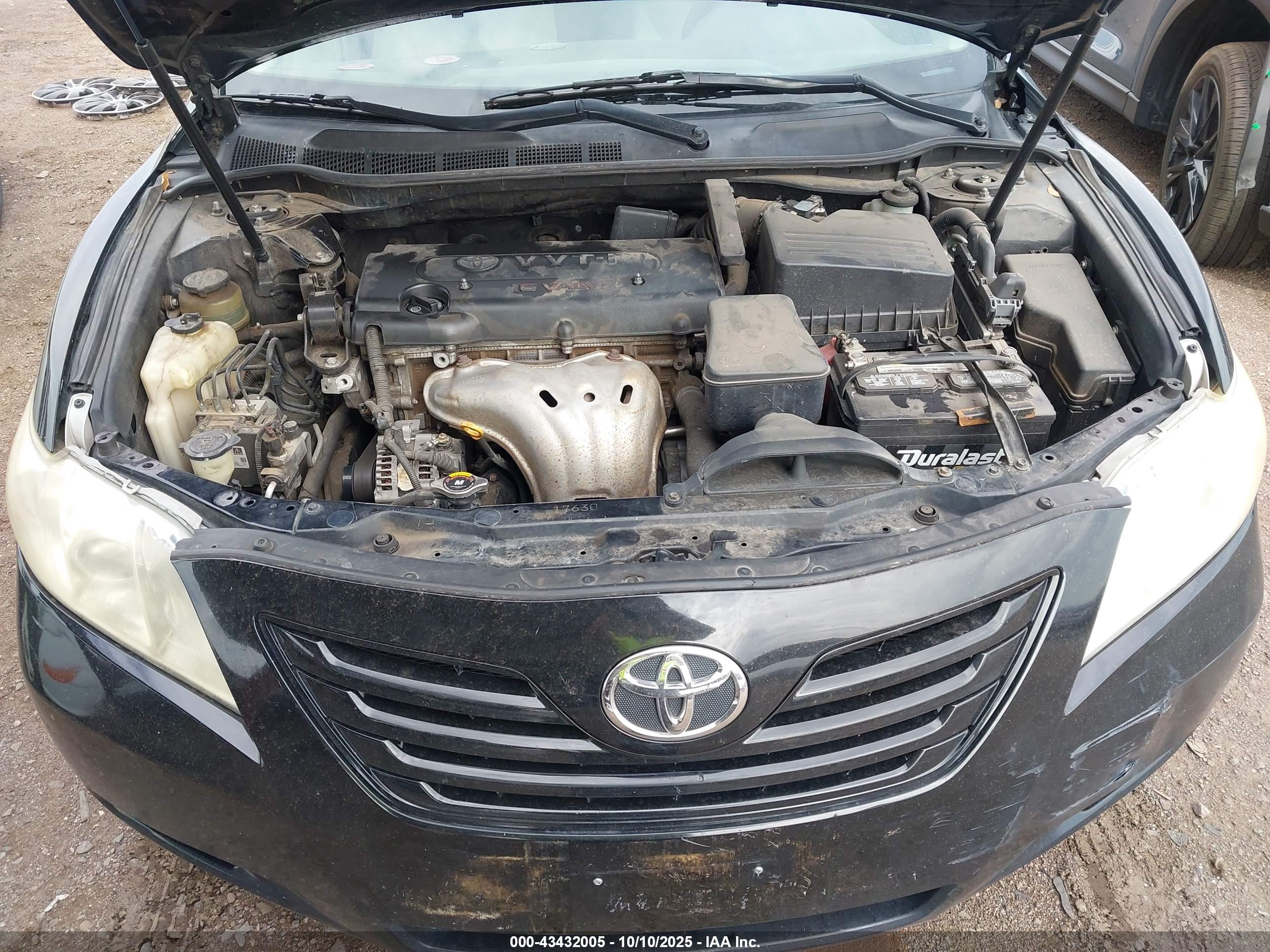 TOYOTA CAMRY image 10