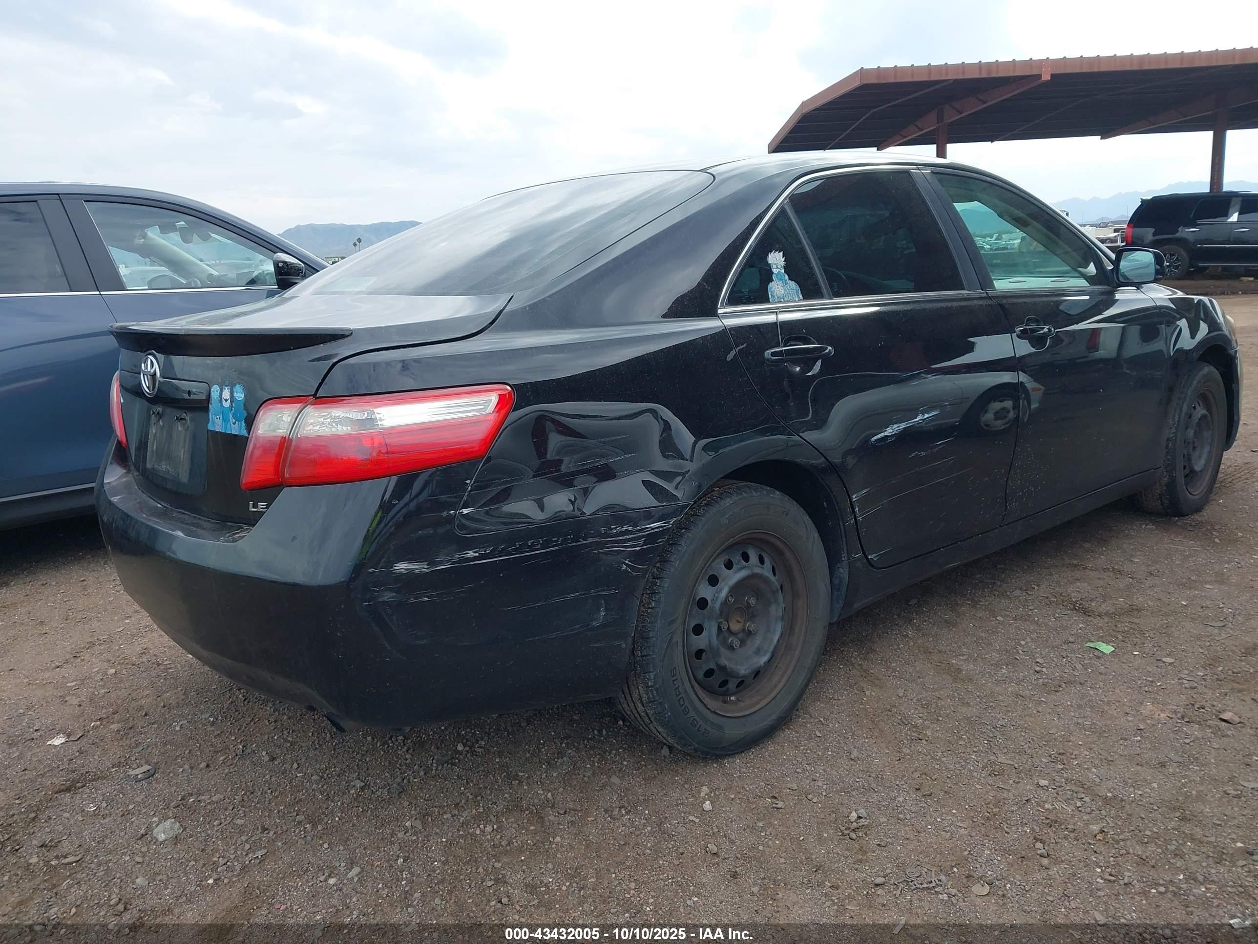 TOYOTA CAMRY image 4