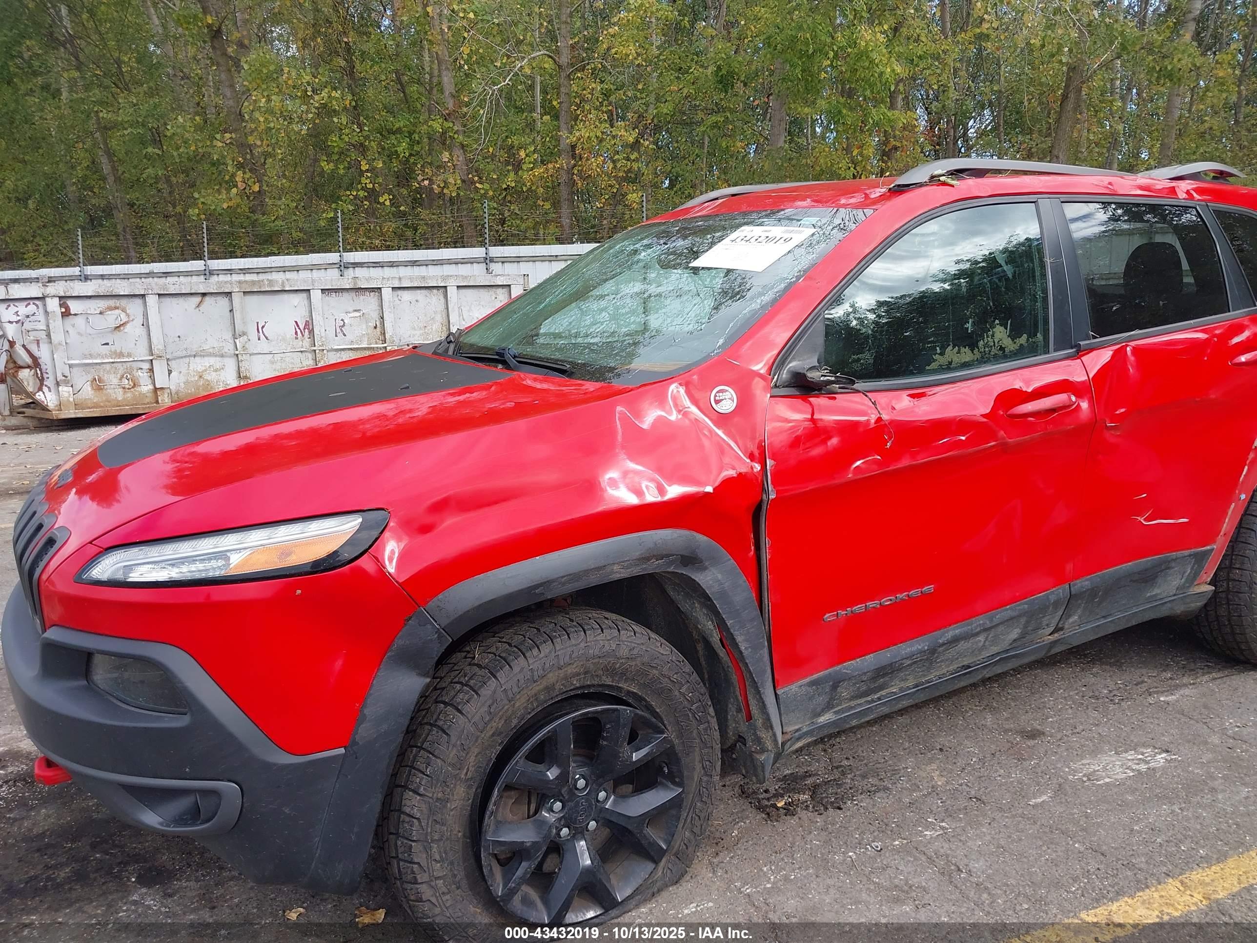 JEEP CHEROKEE image 6