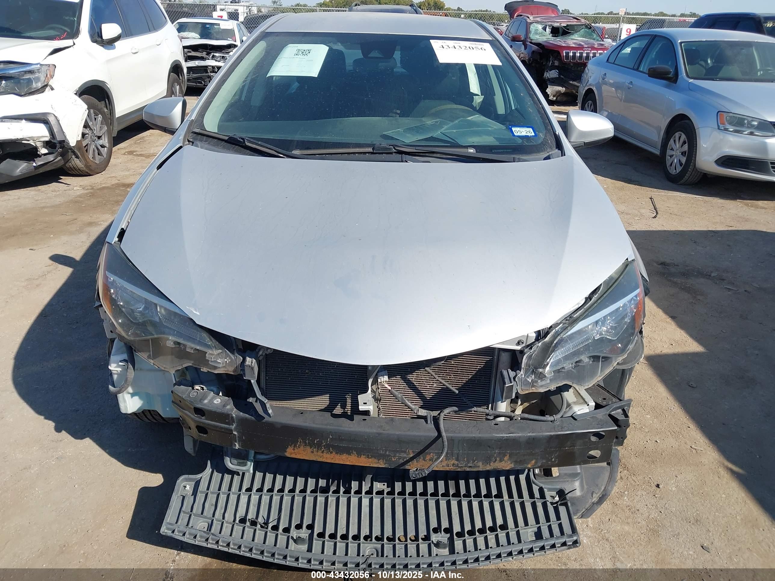 TOYOTA COROLLA image 6