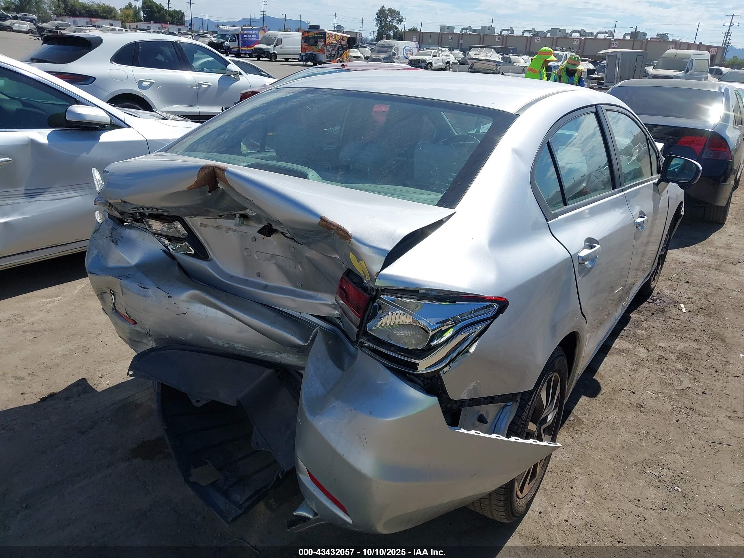 HONDA CIVIC image 4