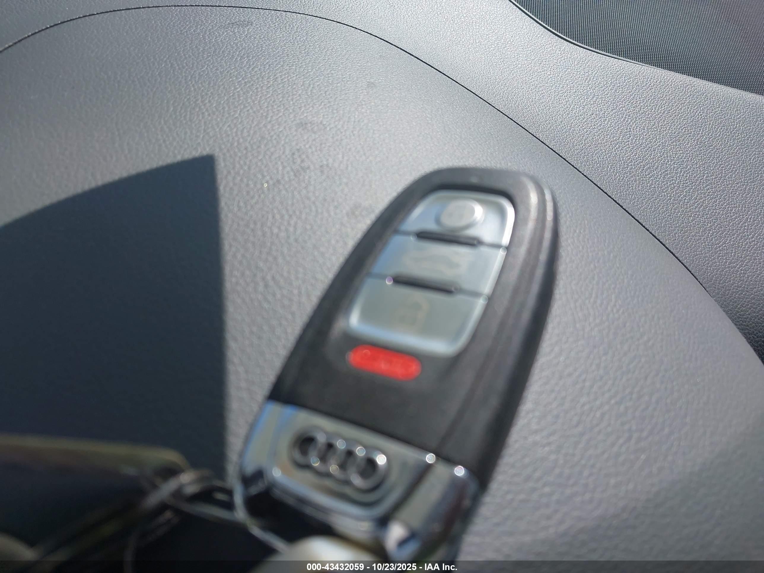 AUDI Q5 image 11