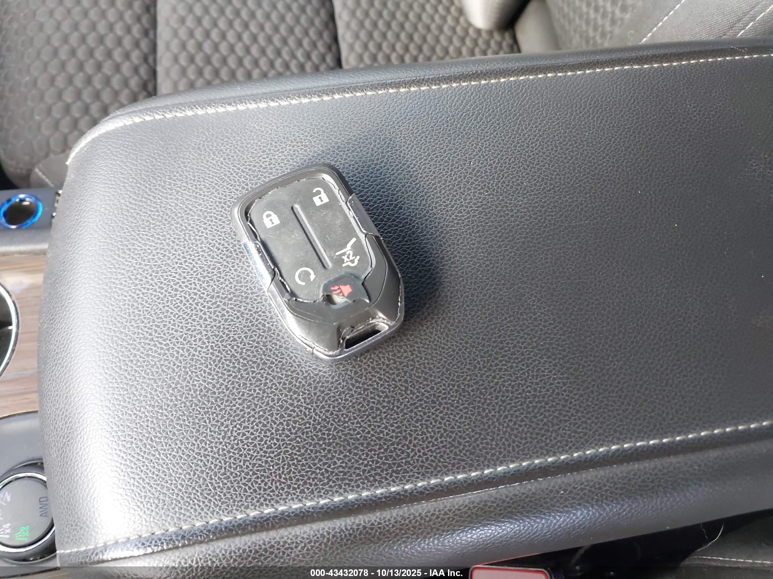 GMC ACADIA image 11
