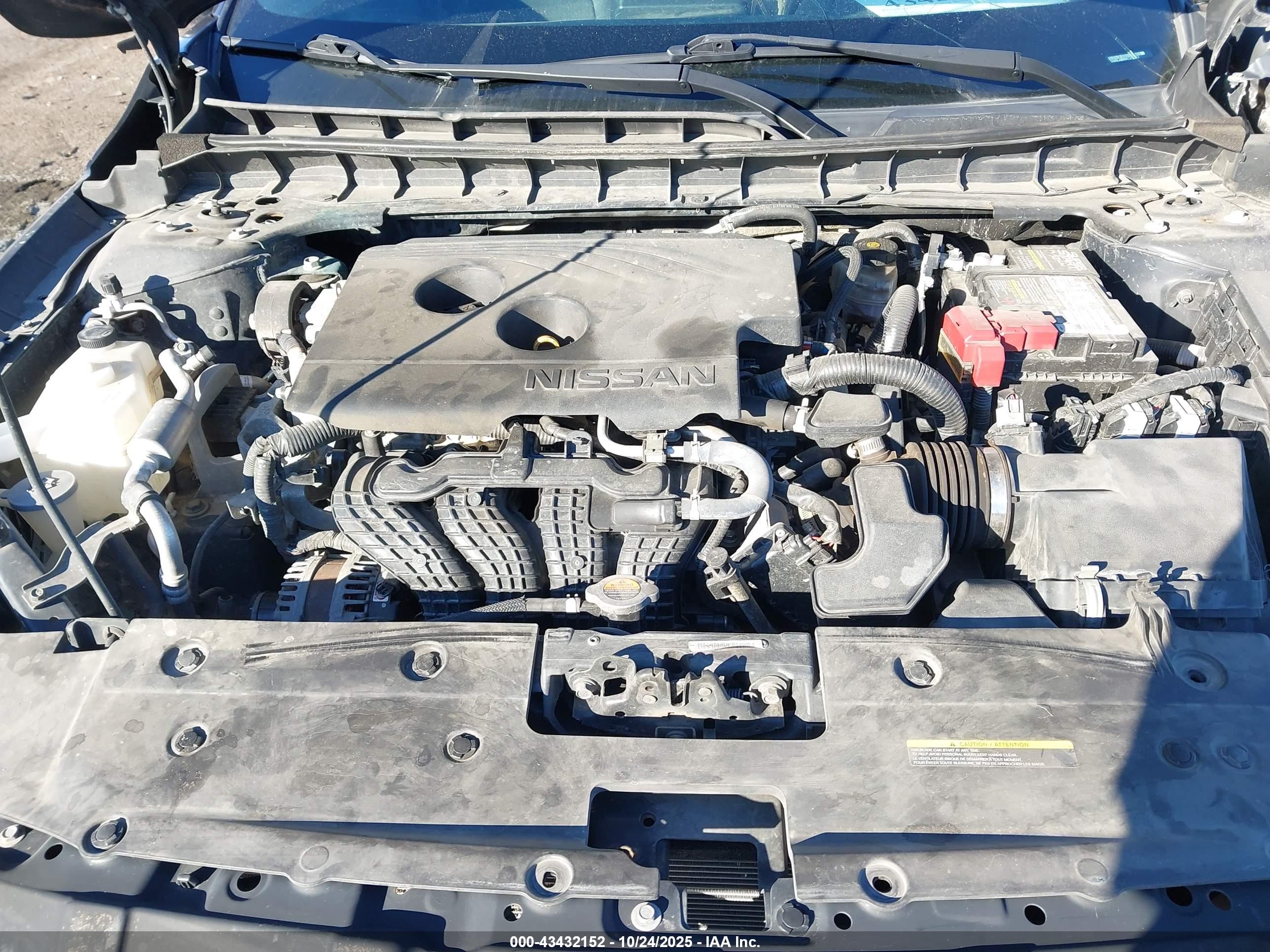 NISSAN ALTIMA image 10