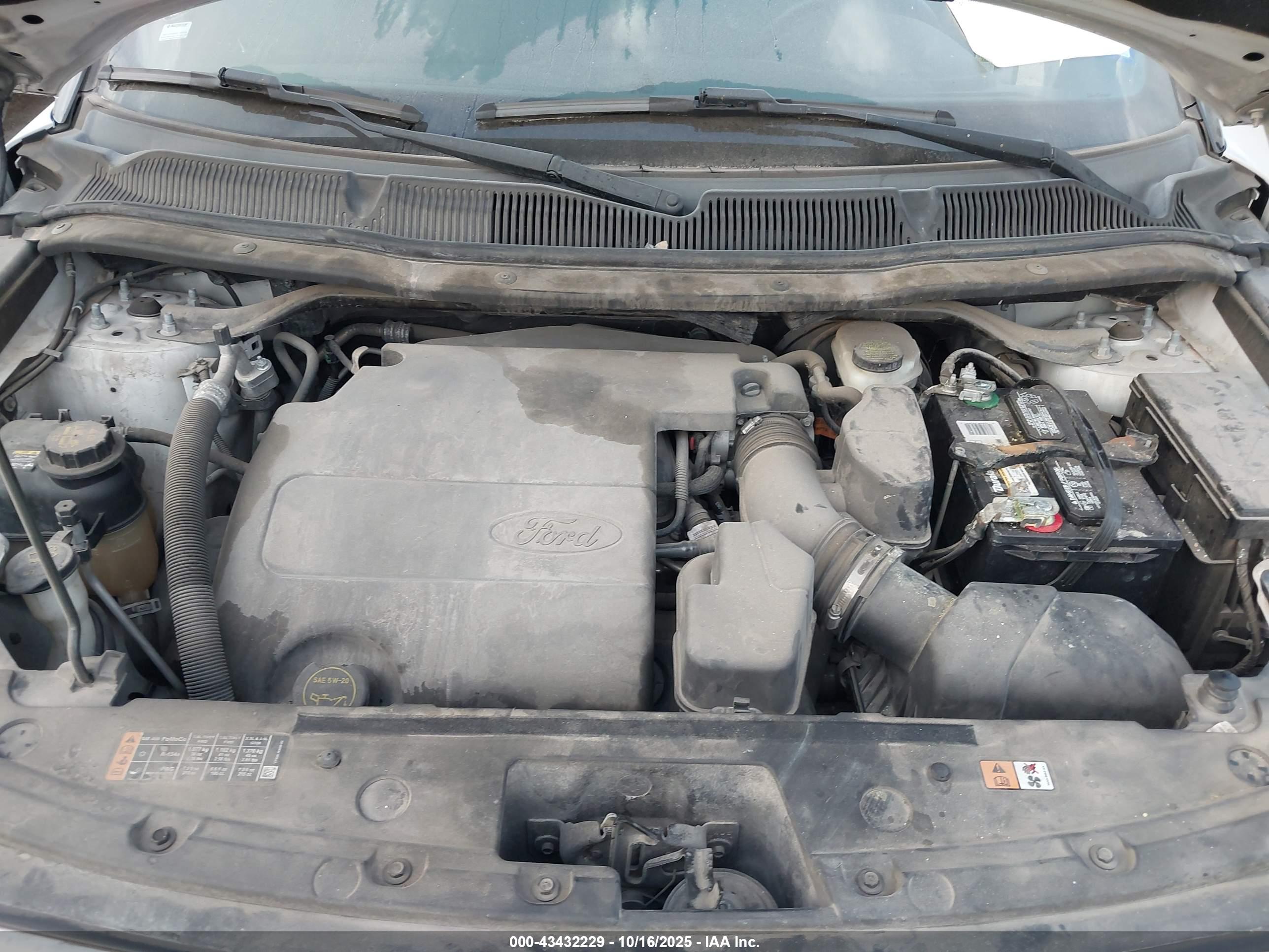 FORD EXPLORER image 10
