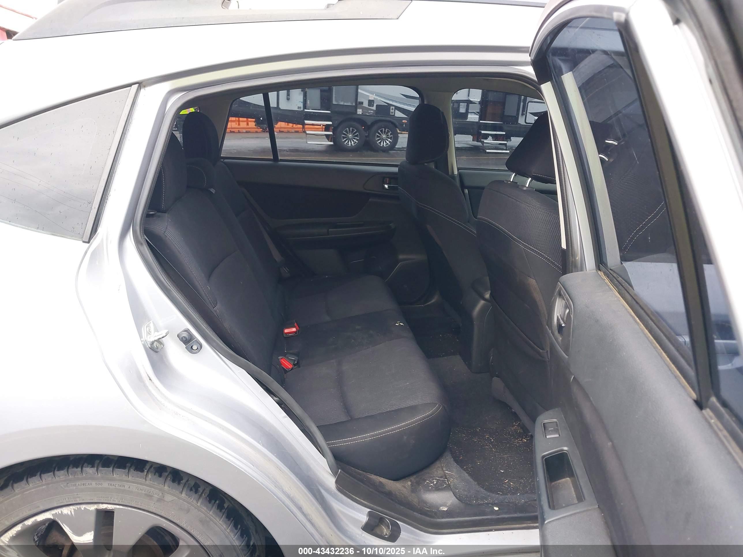 SUBARU IMPREZA image 8