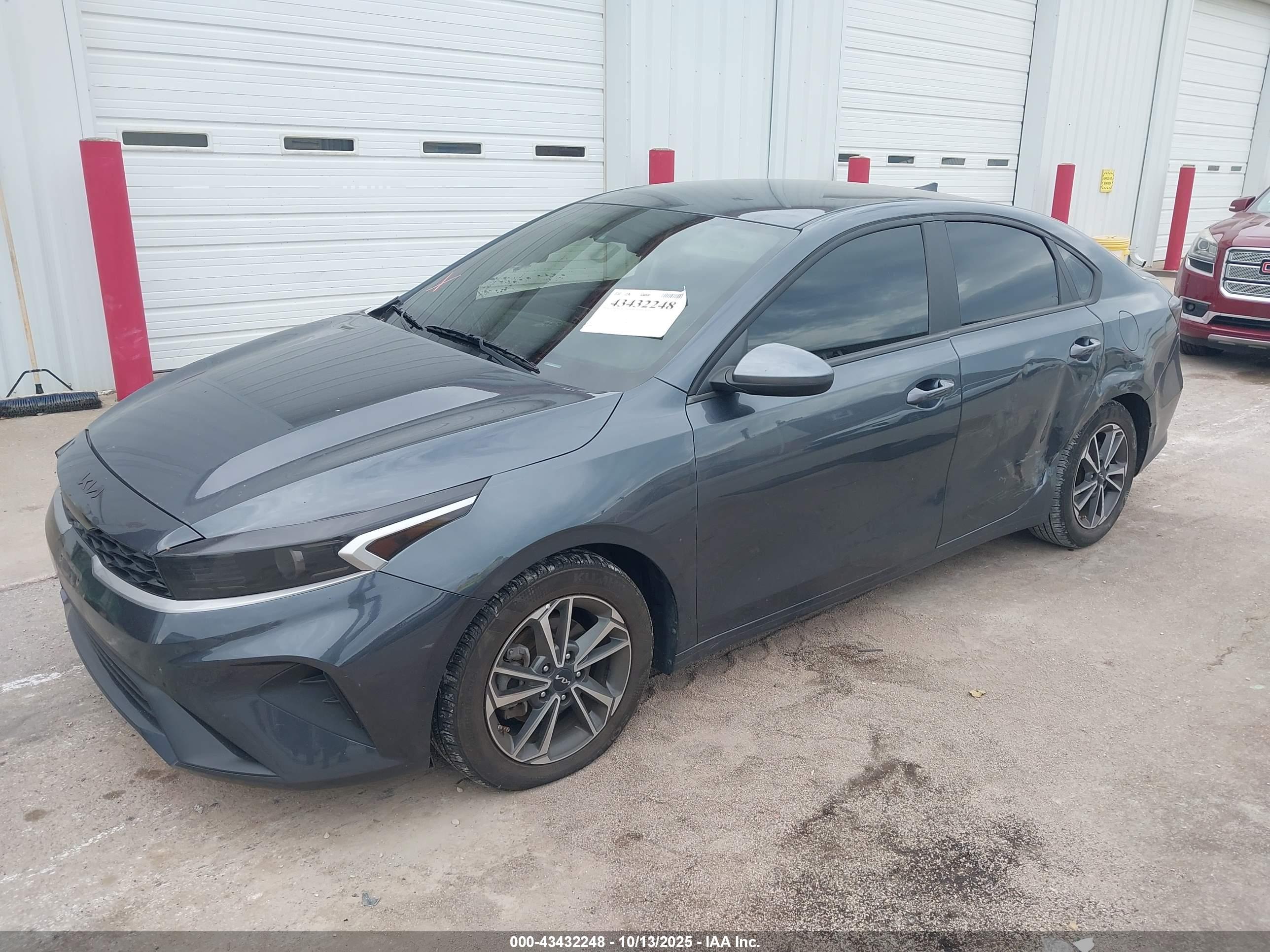 KIA FORTE image 2
