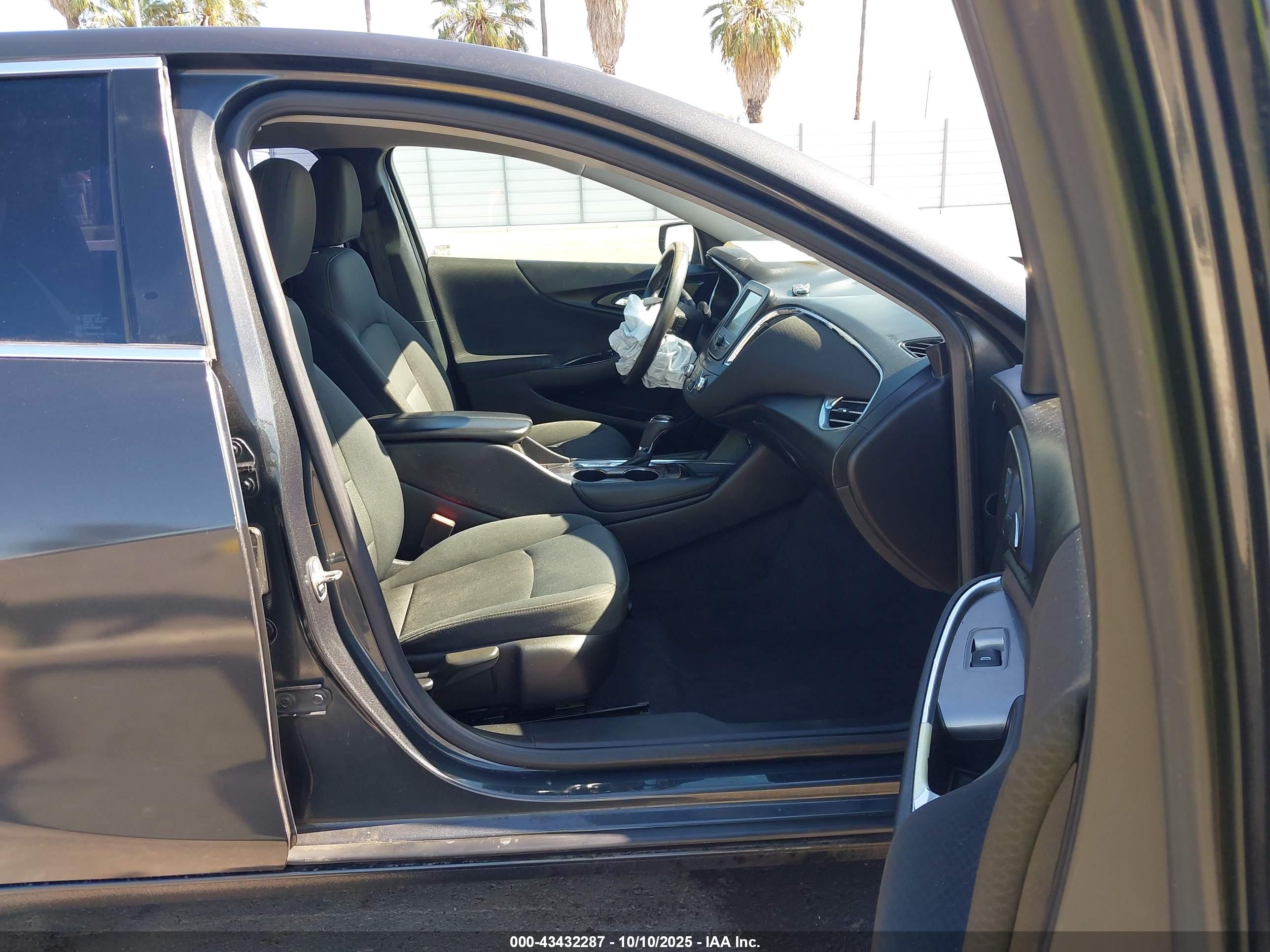 CHEVROLET MALIBU image 5