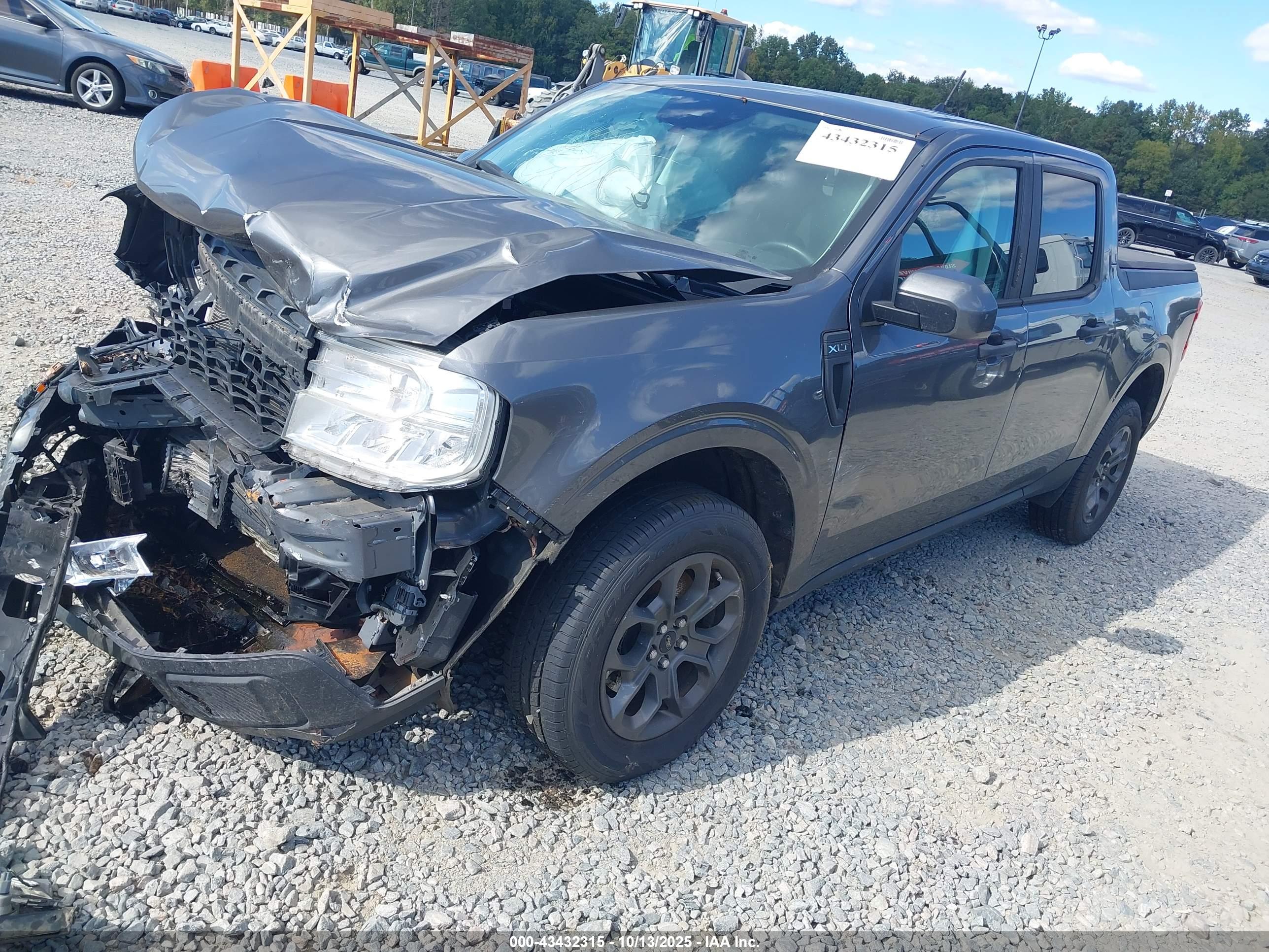 FORD MAVERICK image 2