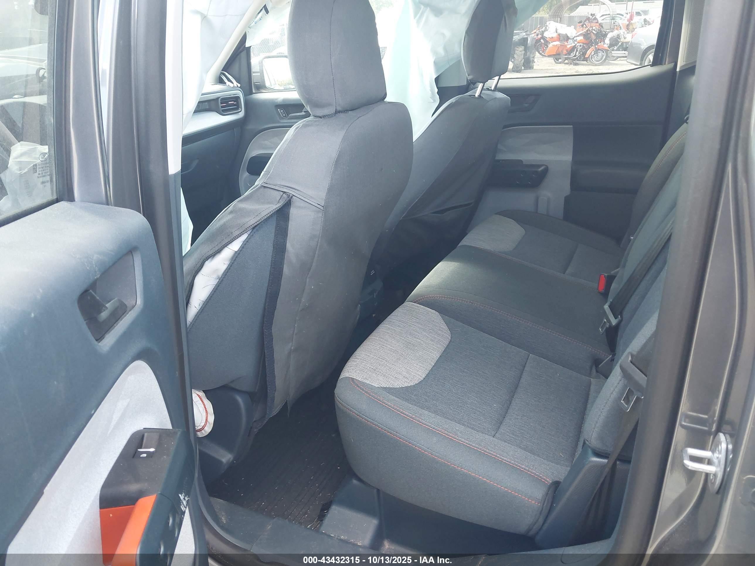 FORD MAVERICK image 8