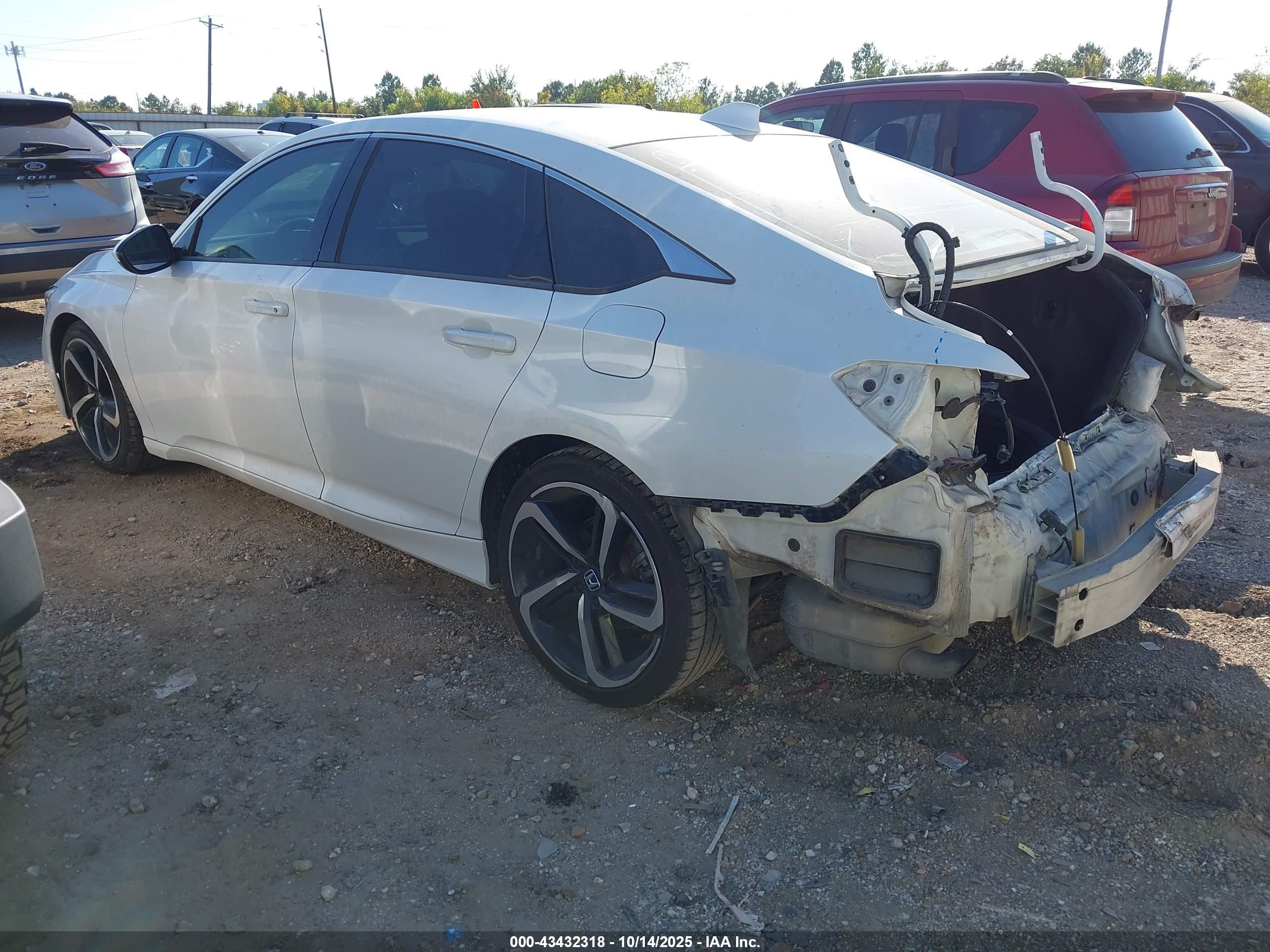 HONDA ACCORD image 3