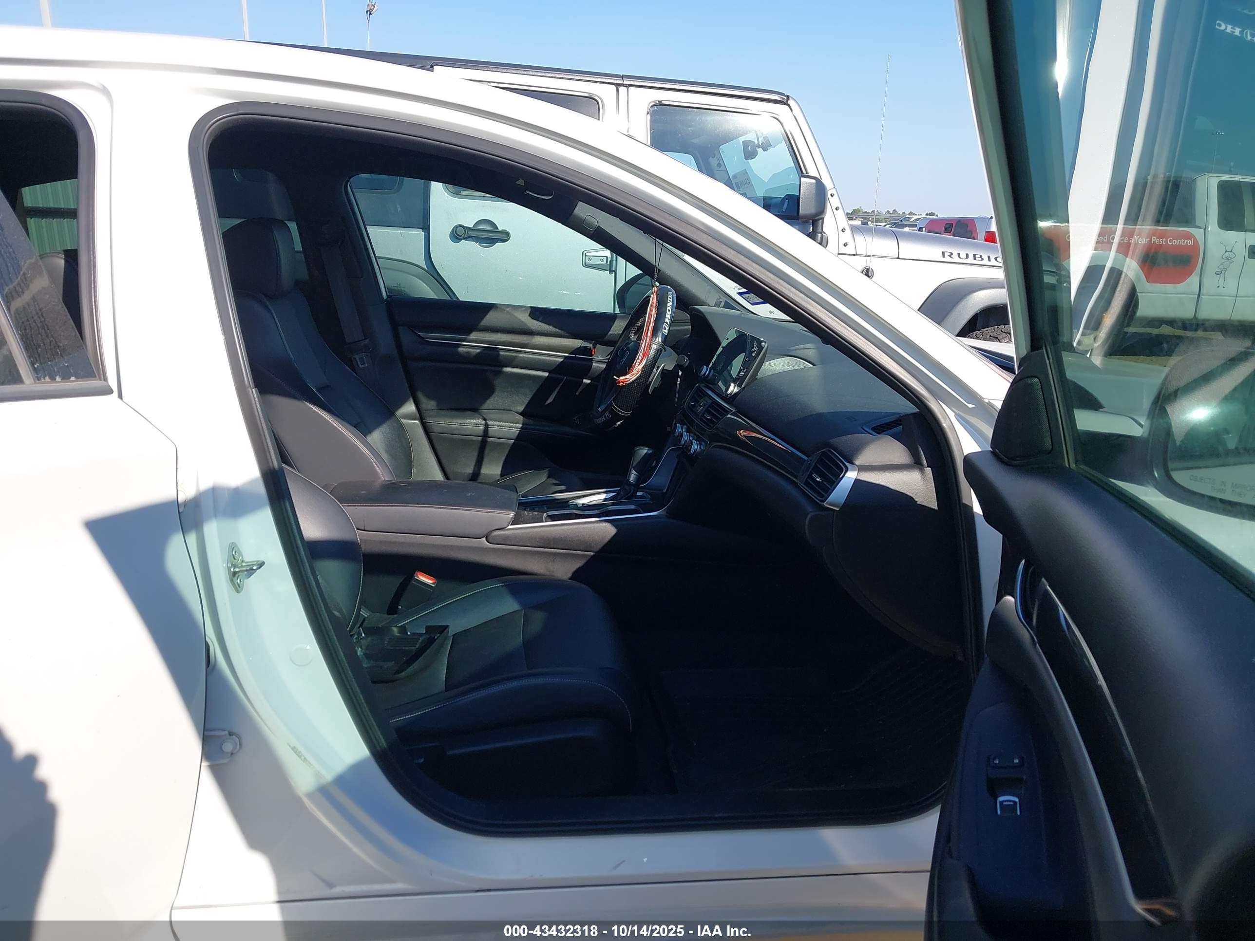 HONDA ACCORD image 5