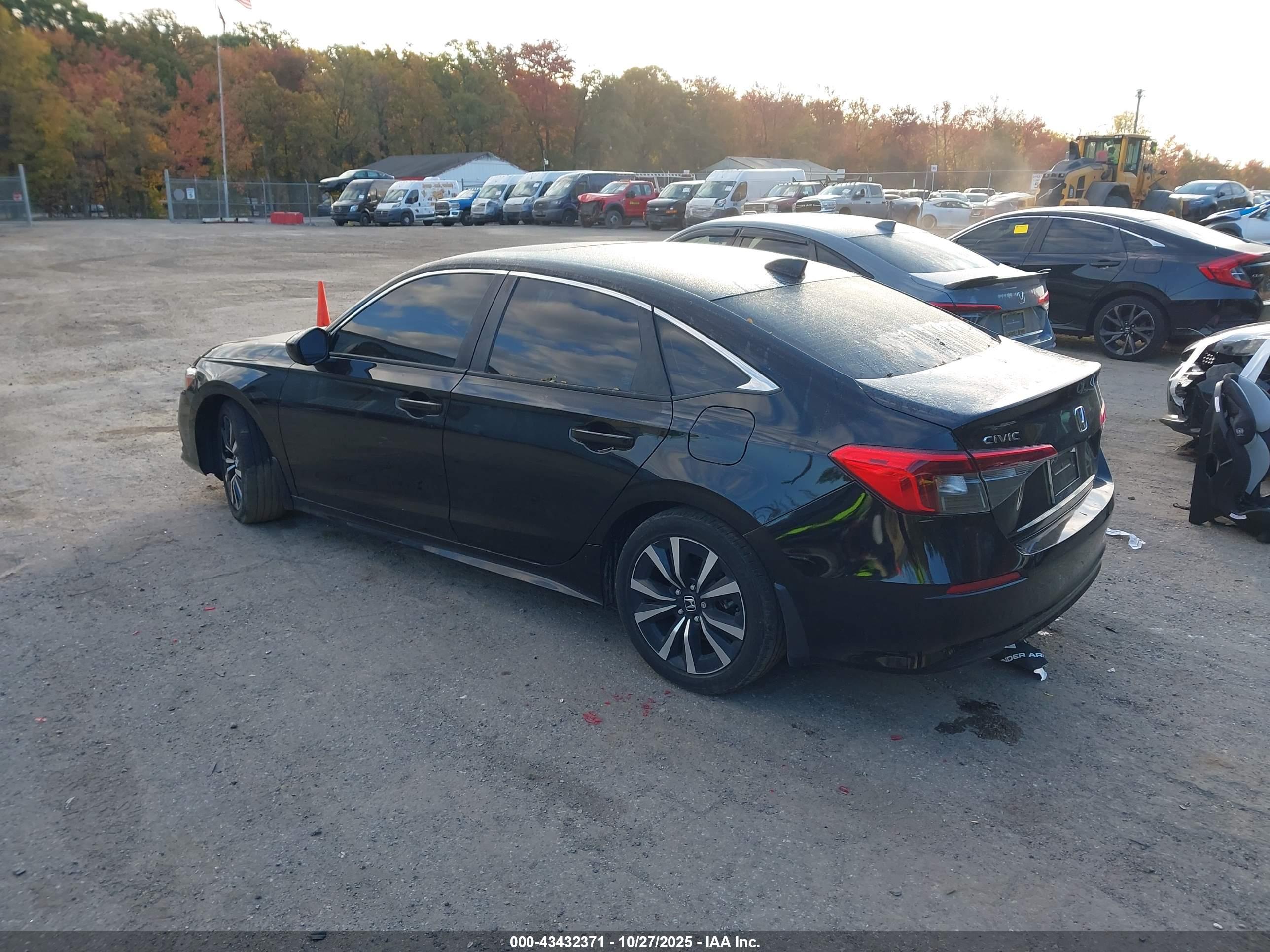 HONDA CIVIC image 3