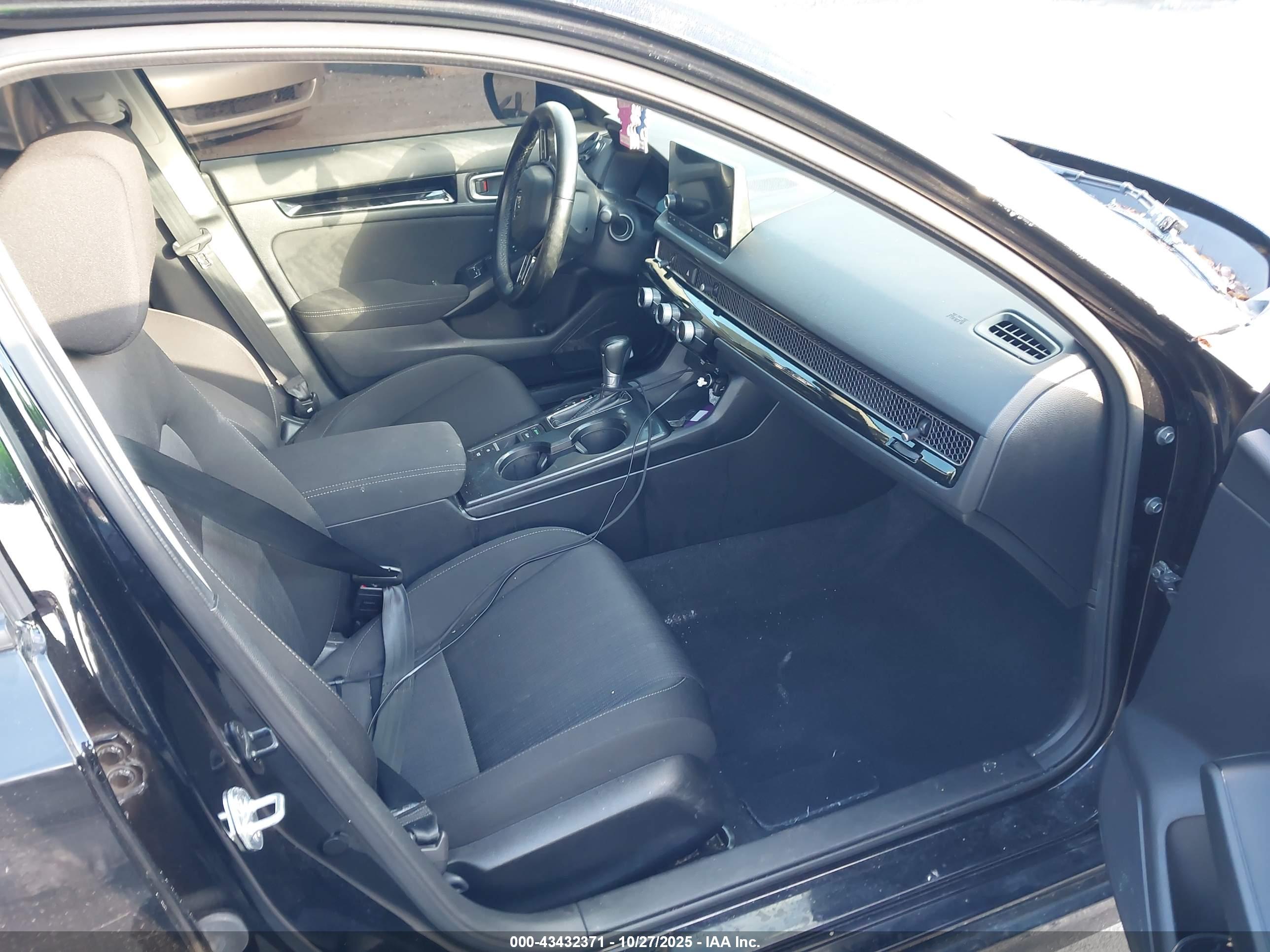 HONDA CIVIC image 5