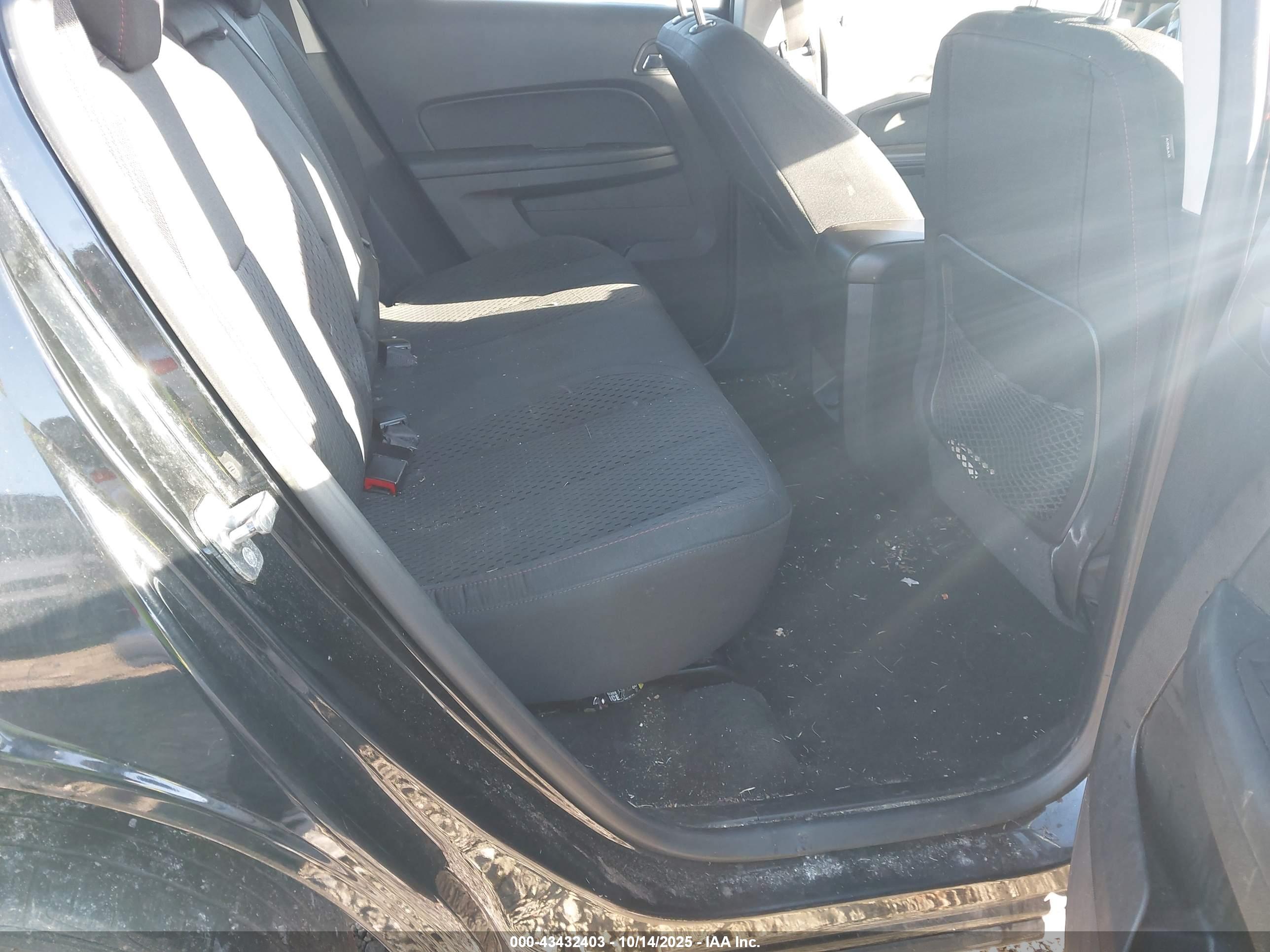 CHEVROLET EQUINOX image 8