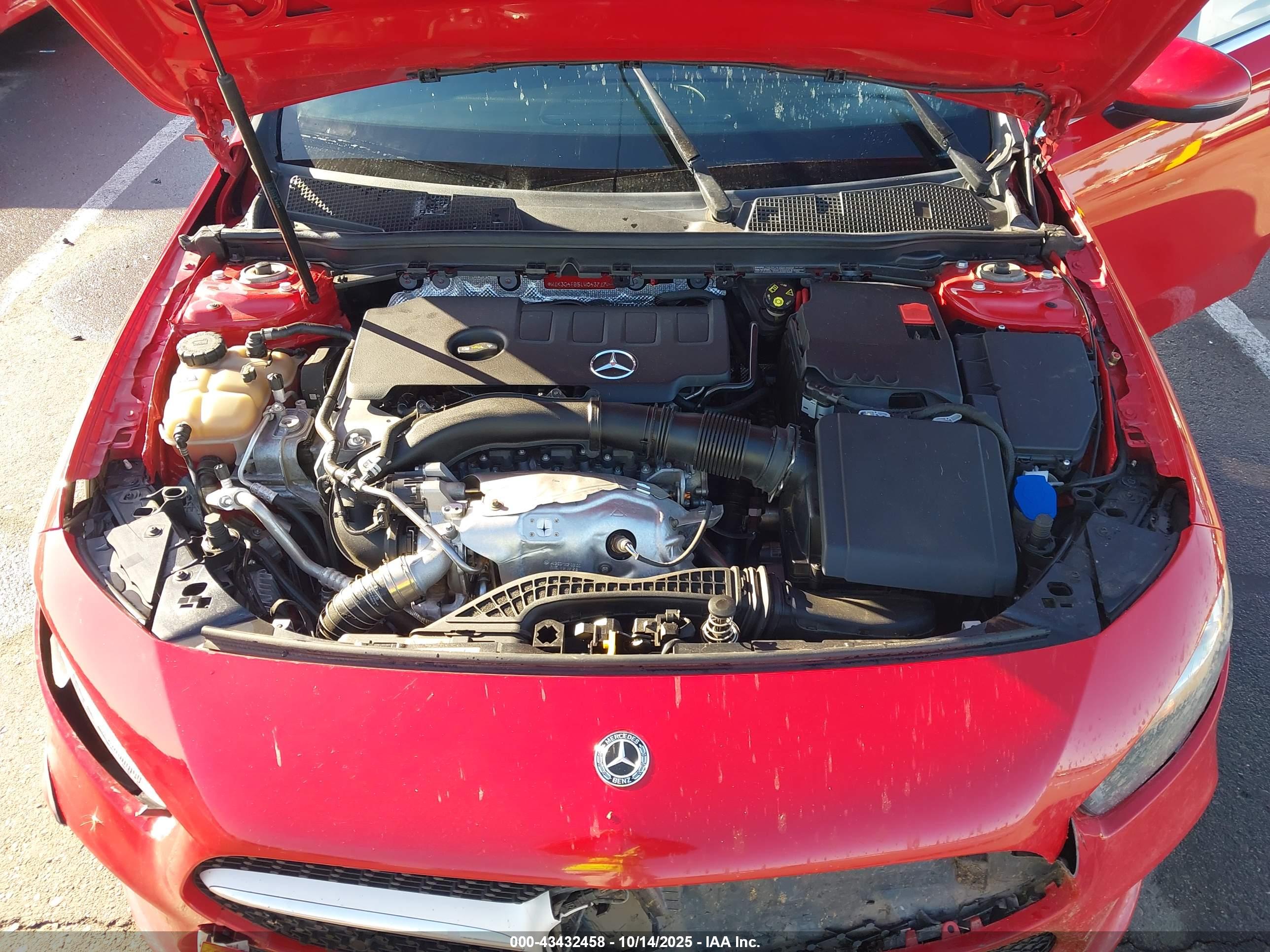 MERCEDES-BENZ A image 10