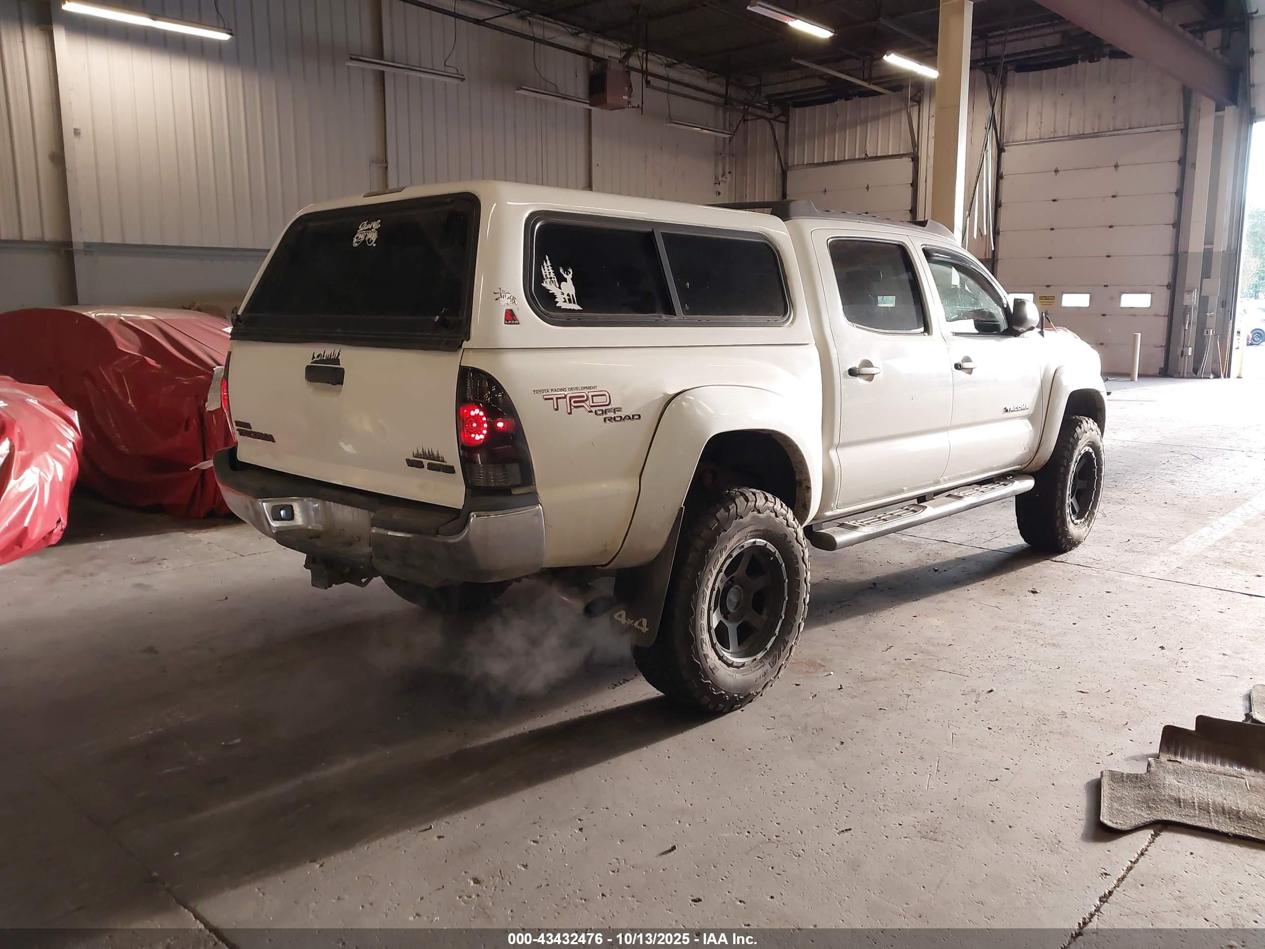 TOYOTA TACOMA image 4