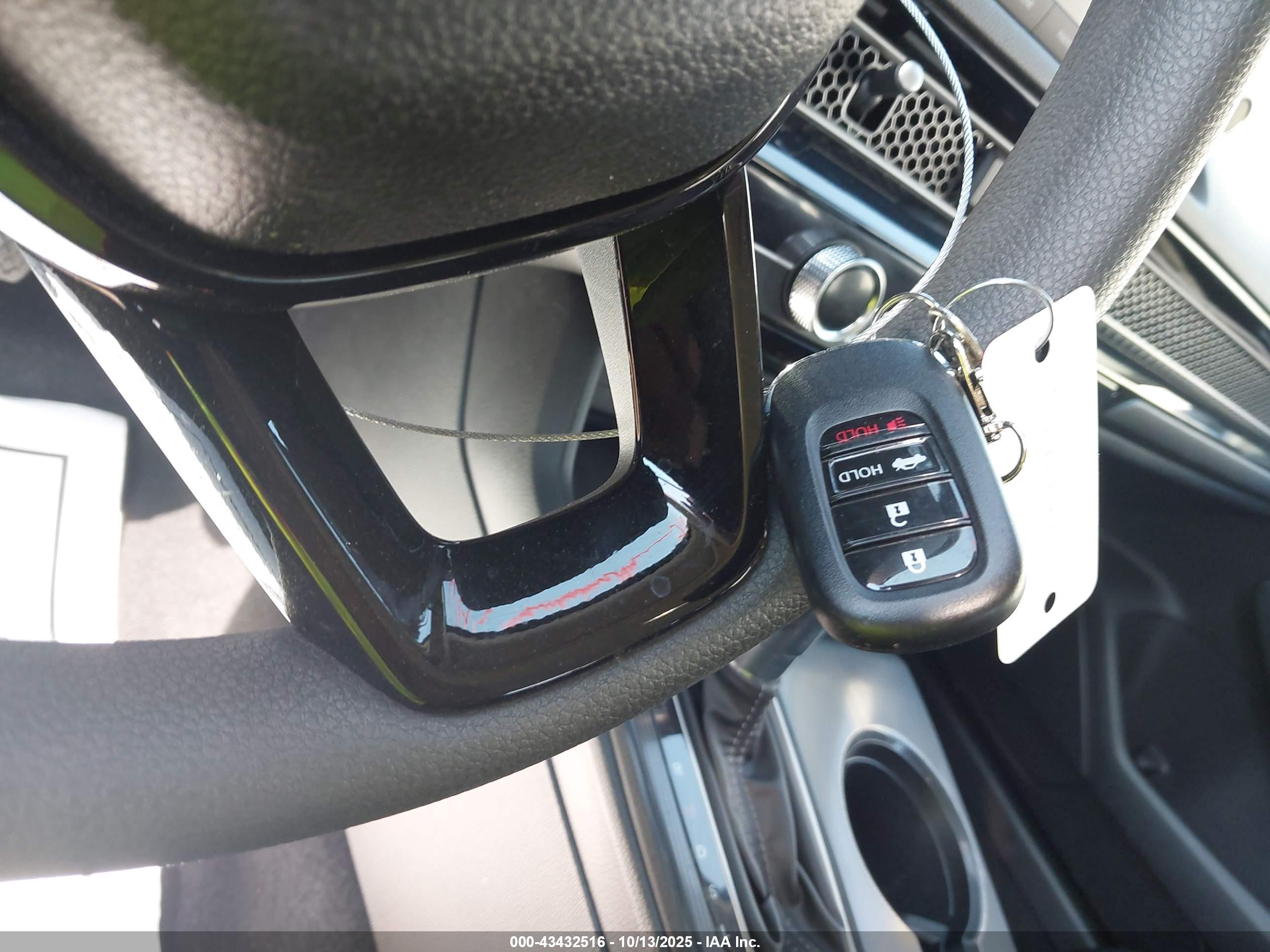 HONDA CIVIC image 11
