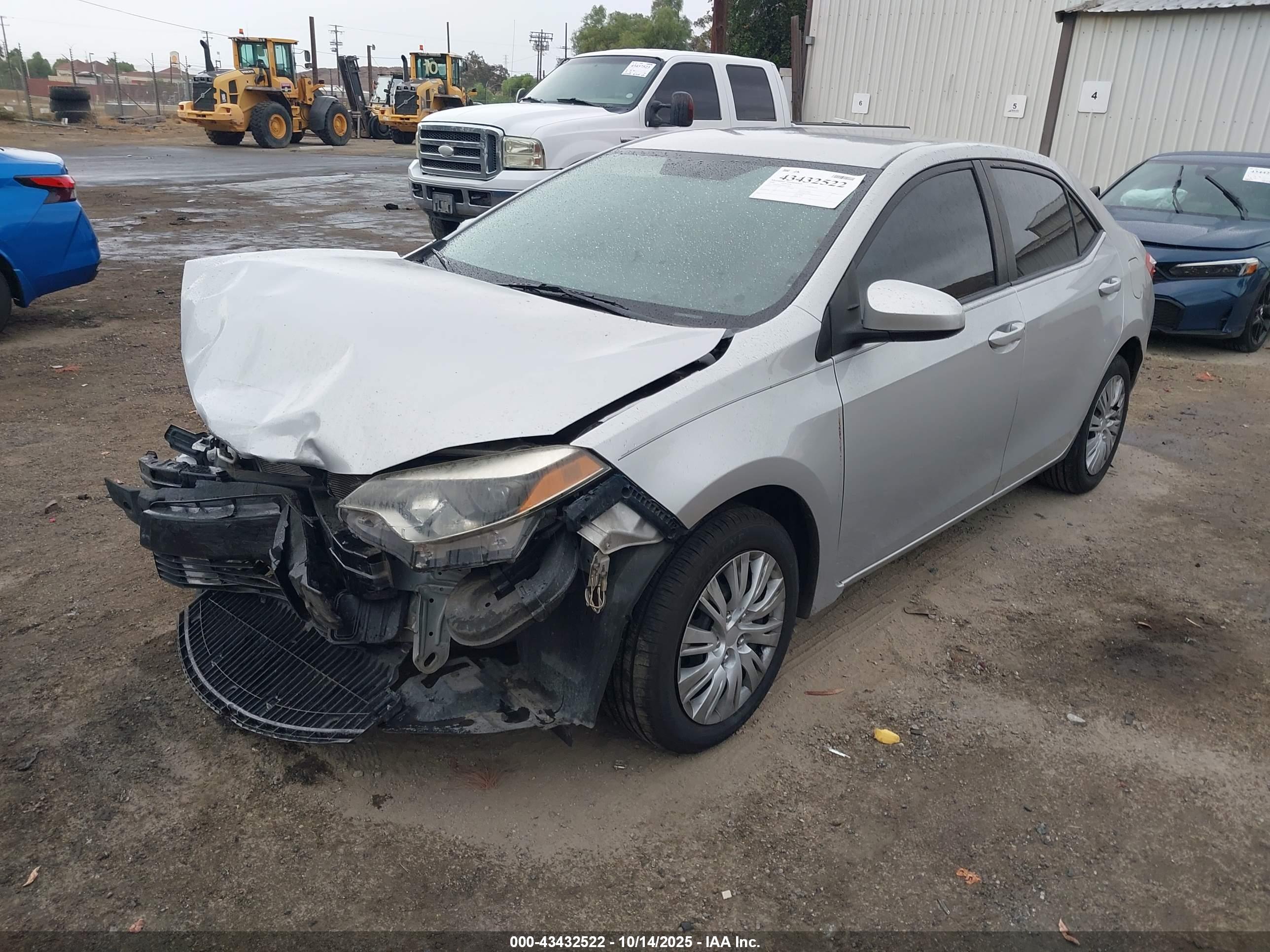 TOYOTA COROLLA image 2