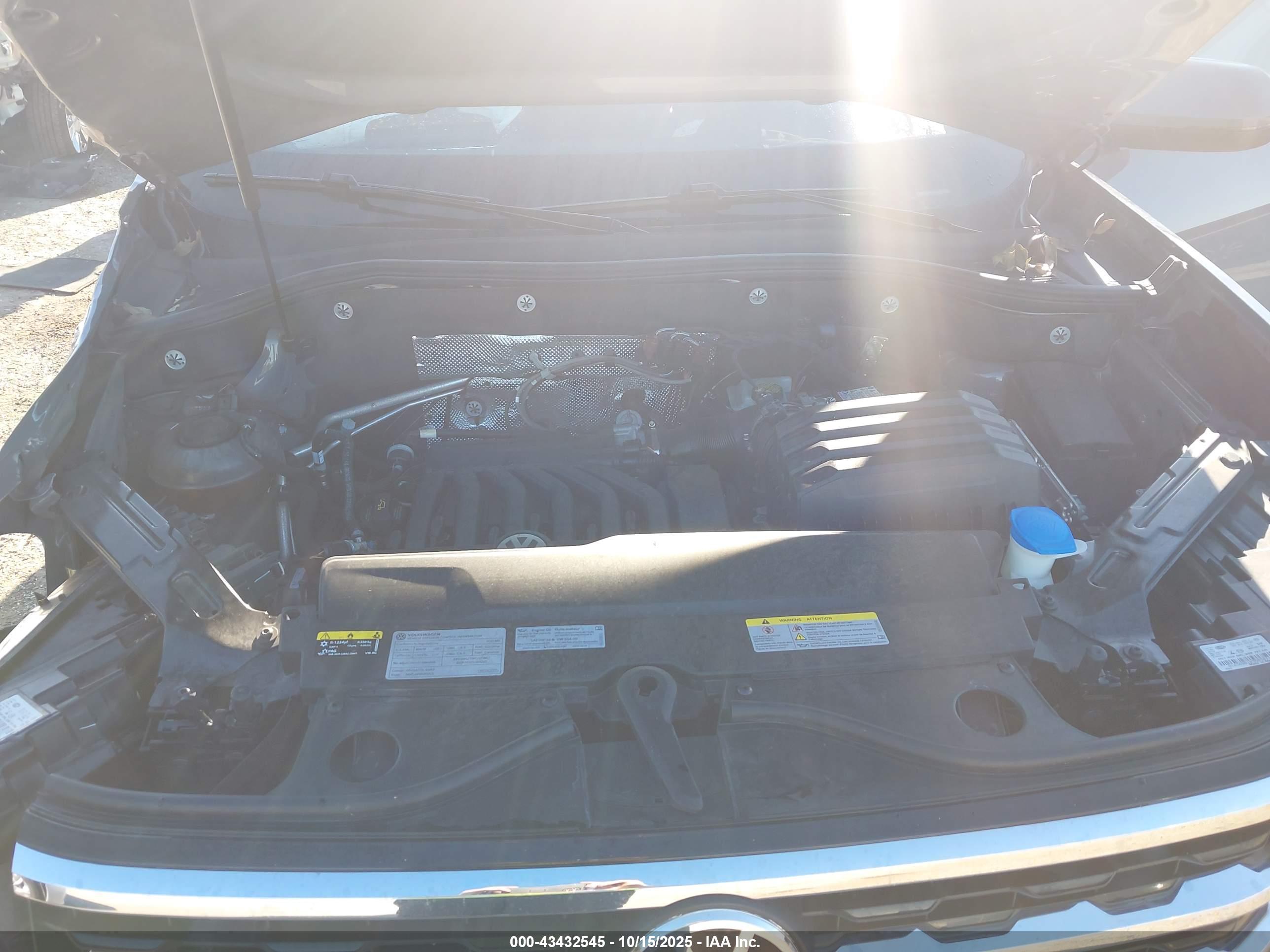 VOLKSWAGEN ATLAS image 10