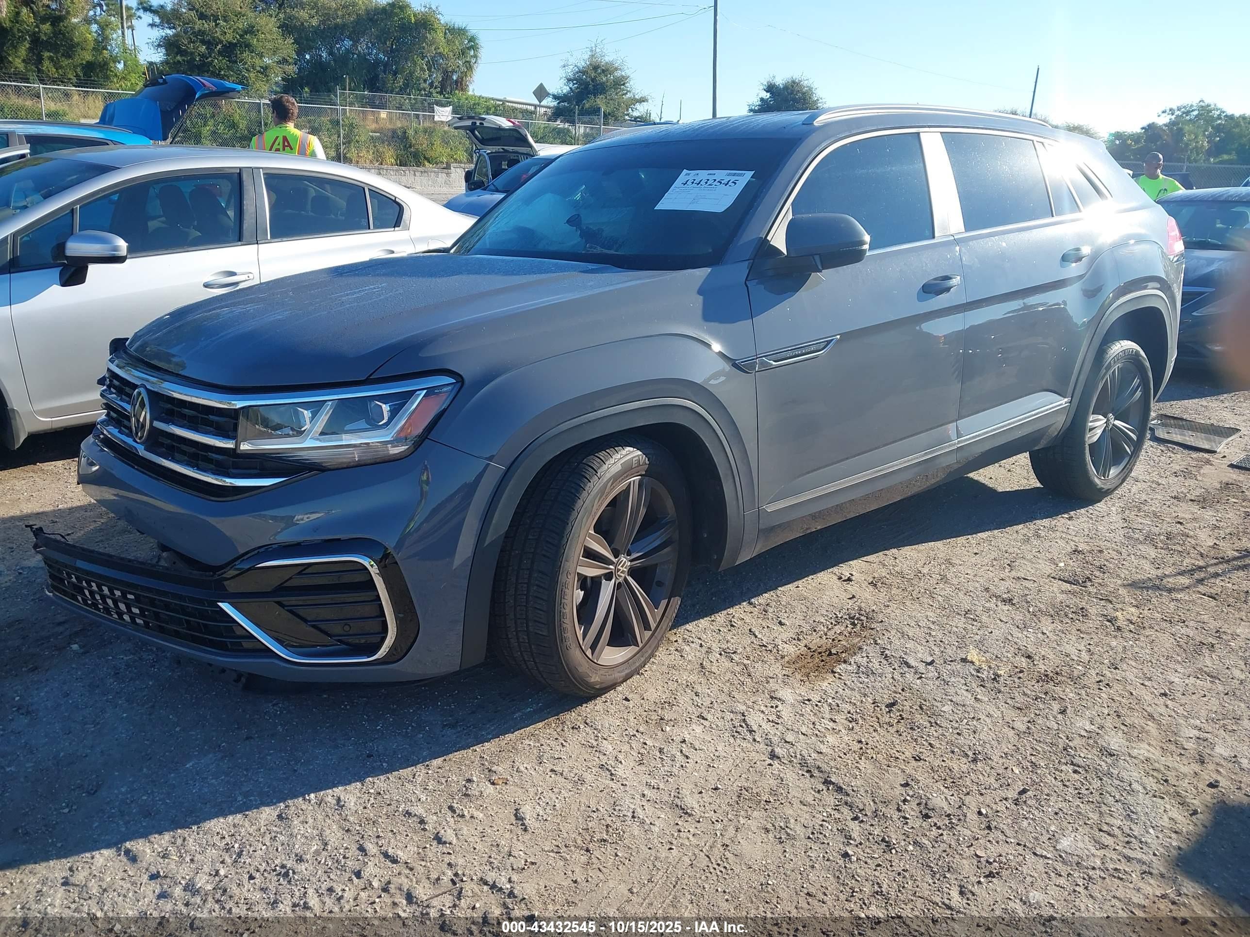 VOLKSWAGEN ATLAS image 2