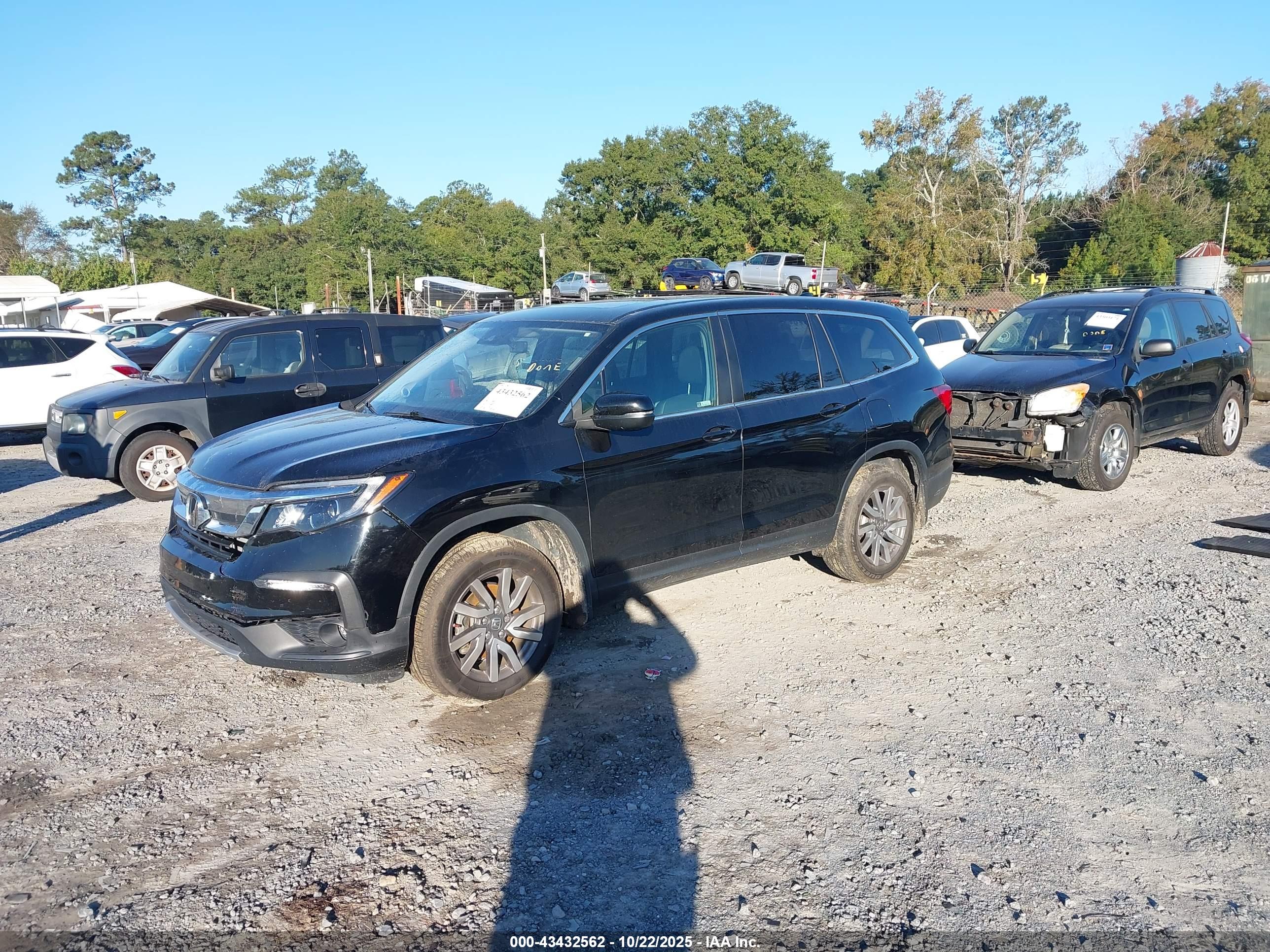 HONDA PILOT image 2