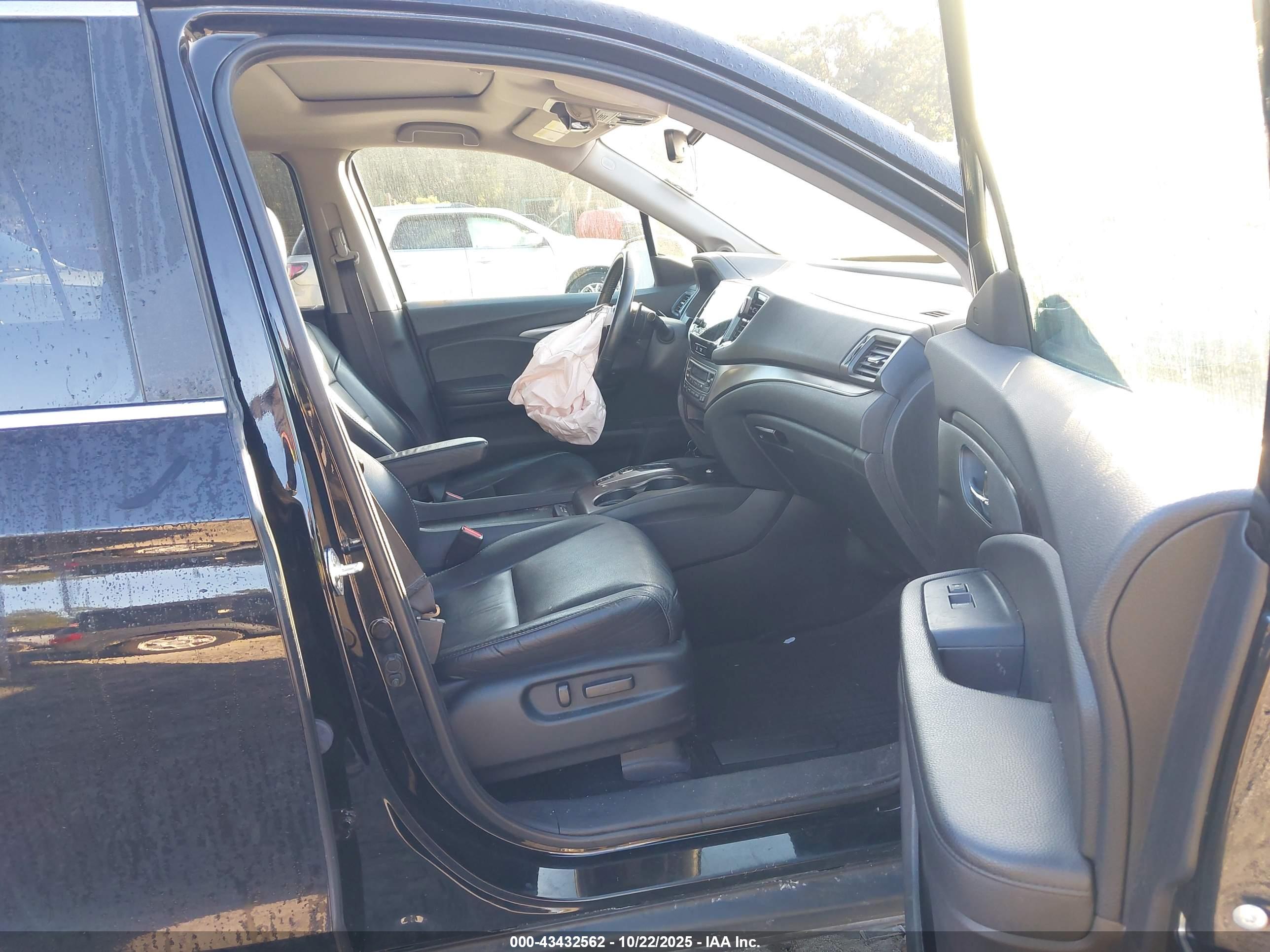 HONDA PILOT image 5