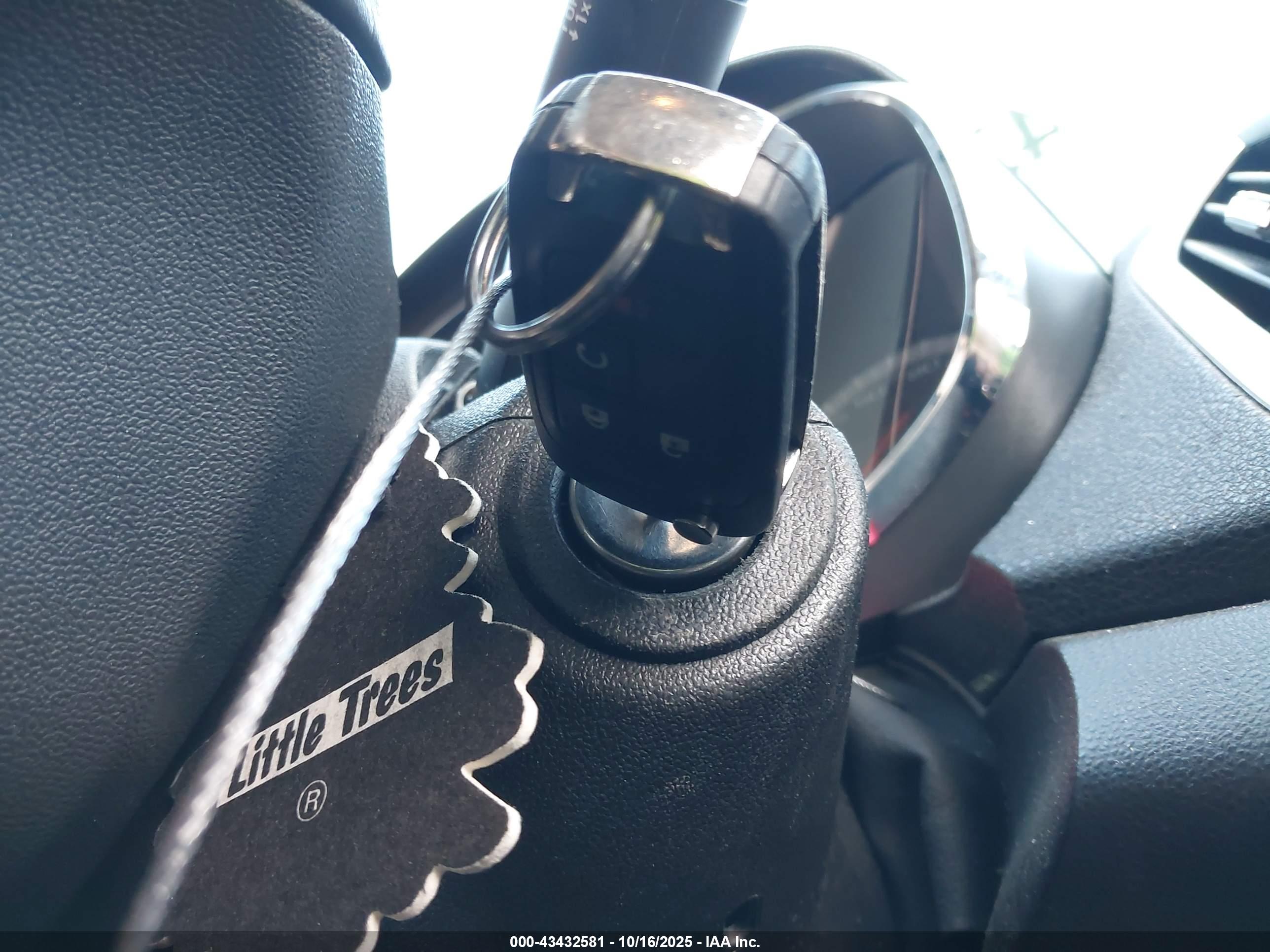 GMC TERRAIN image 11