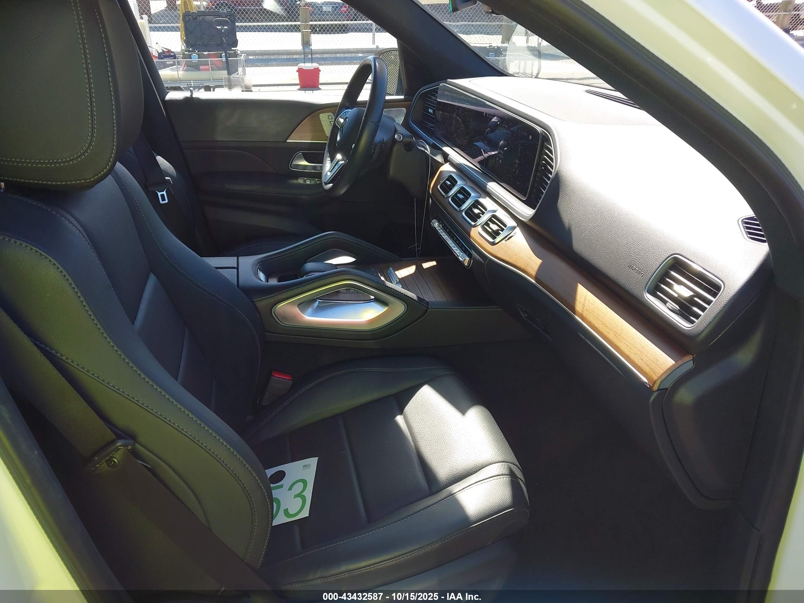 MERCEDES-BENZ GLE image 5