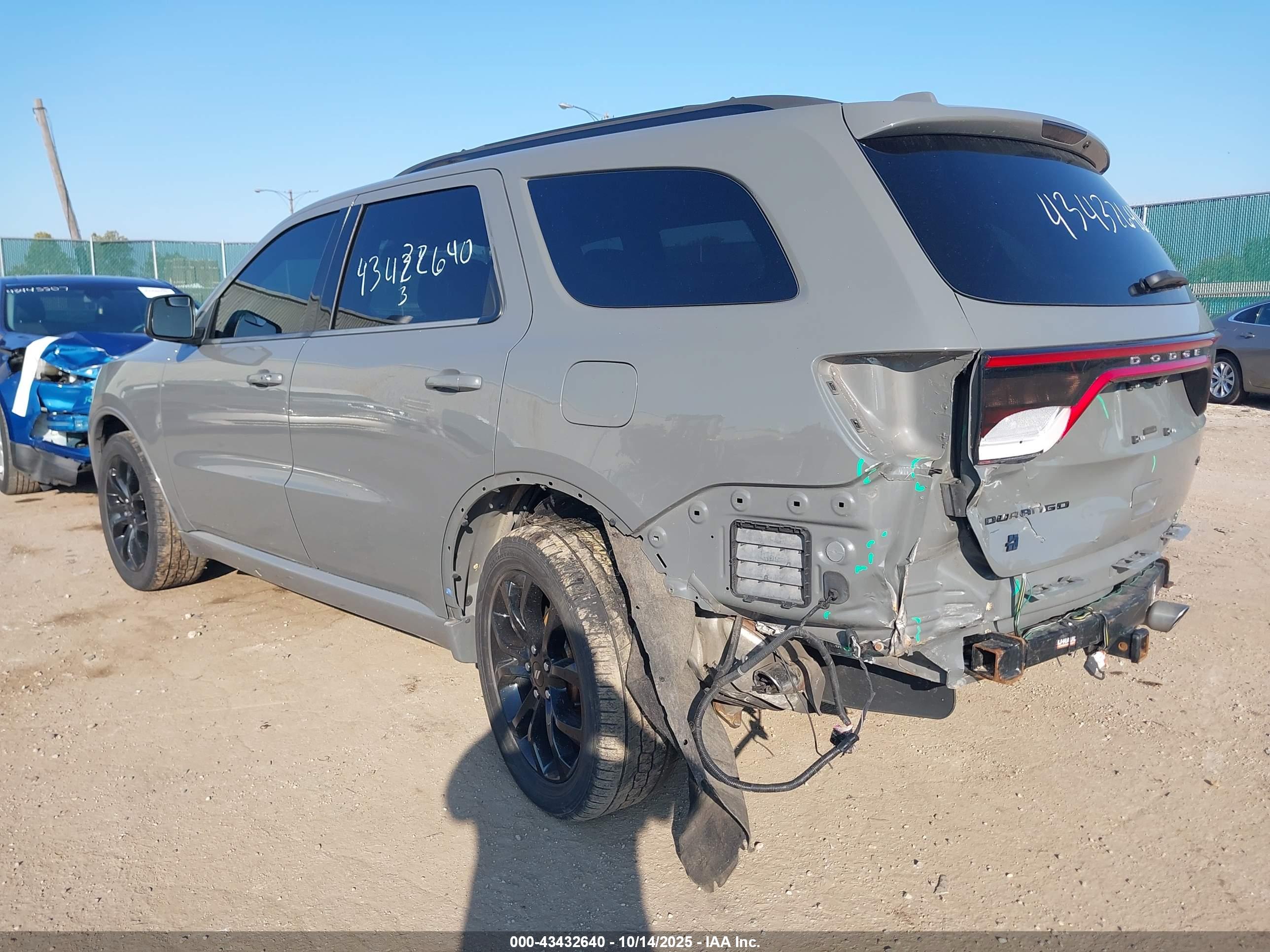 DODGE DURANGO image 3