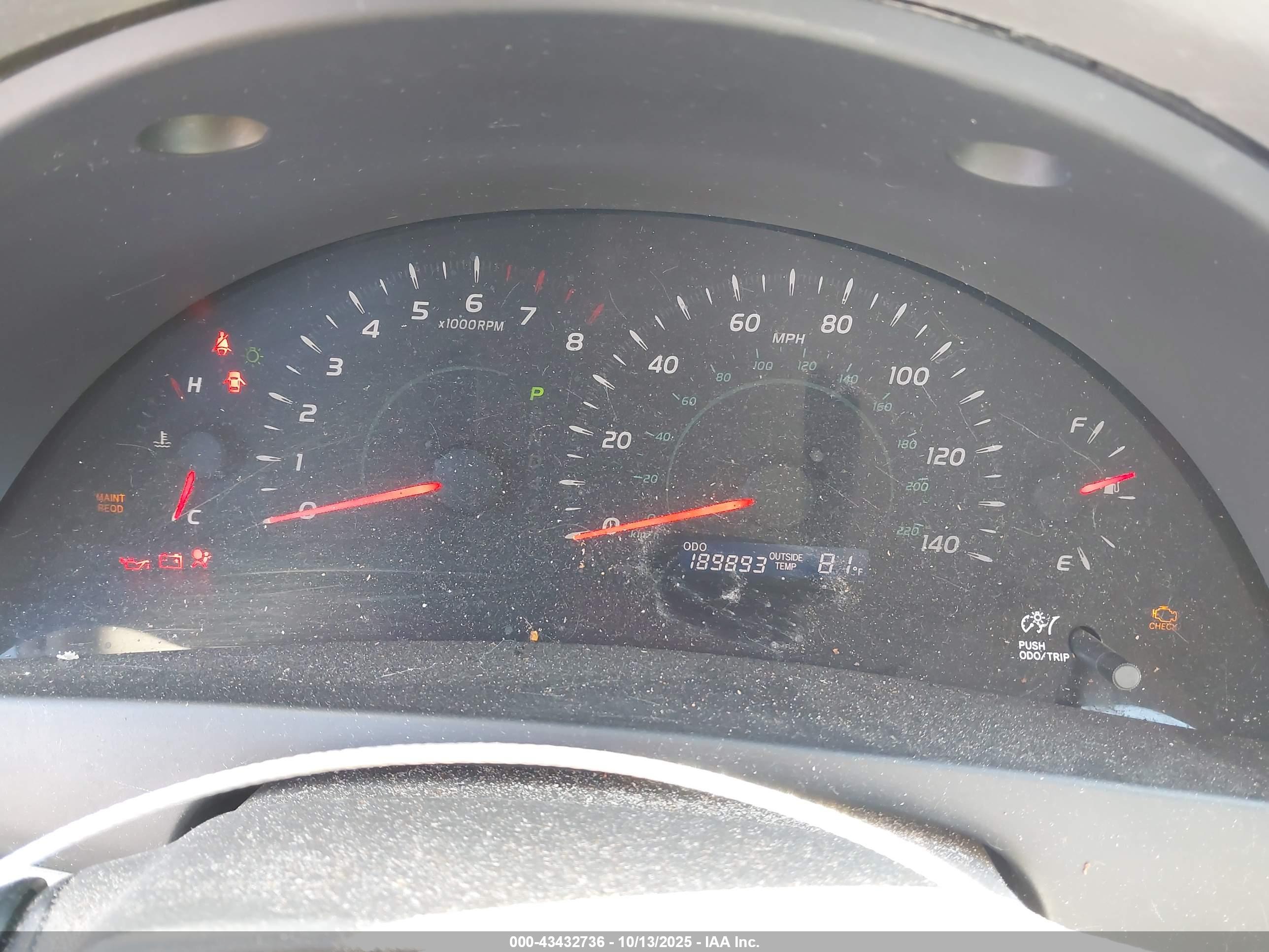 TOYOTA CAMRY image 7