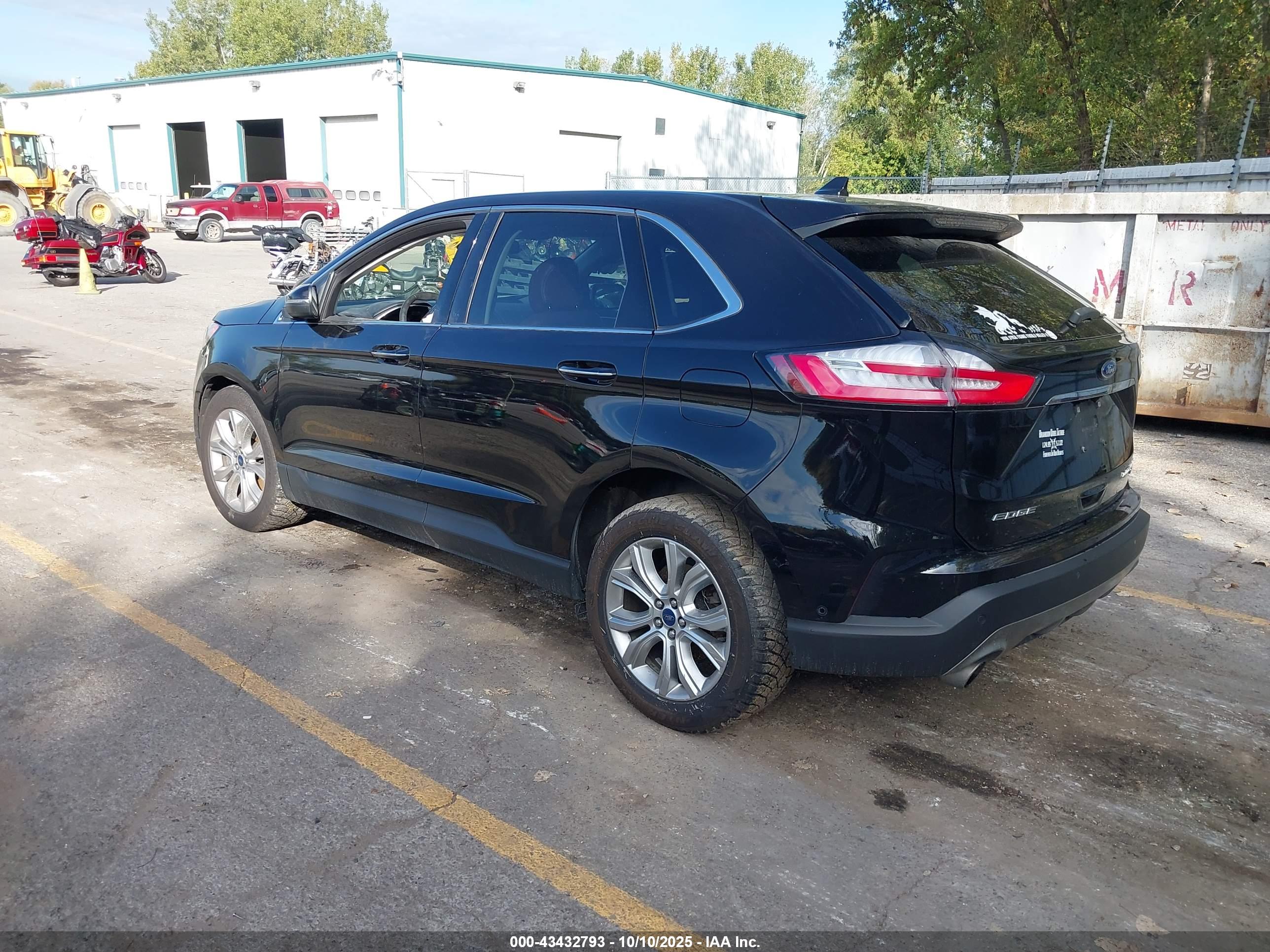 FORD EDGE image 3