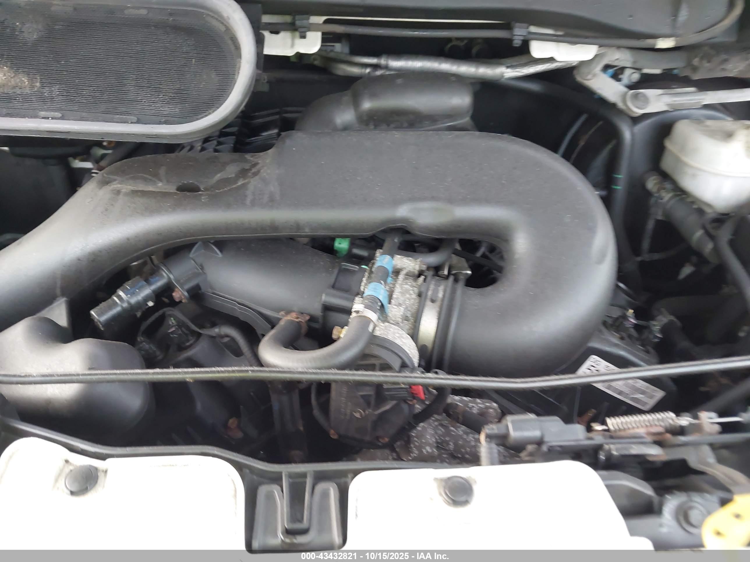 FORD TRANSIT-350 image 10
