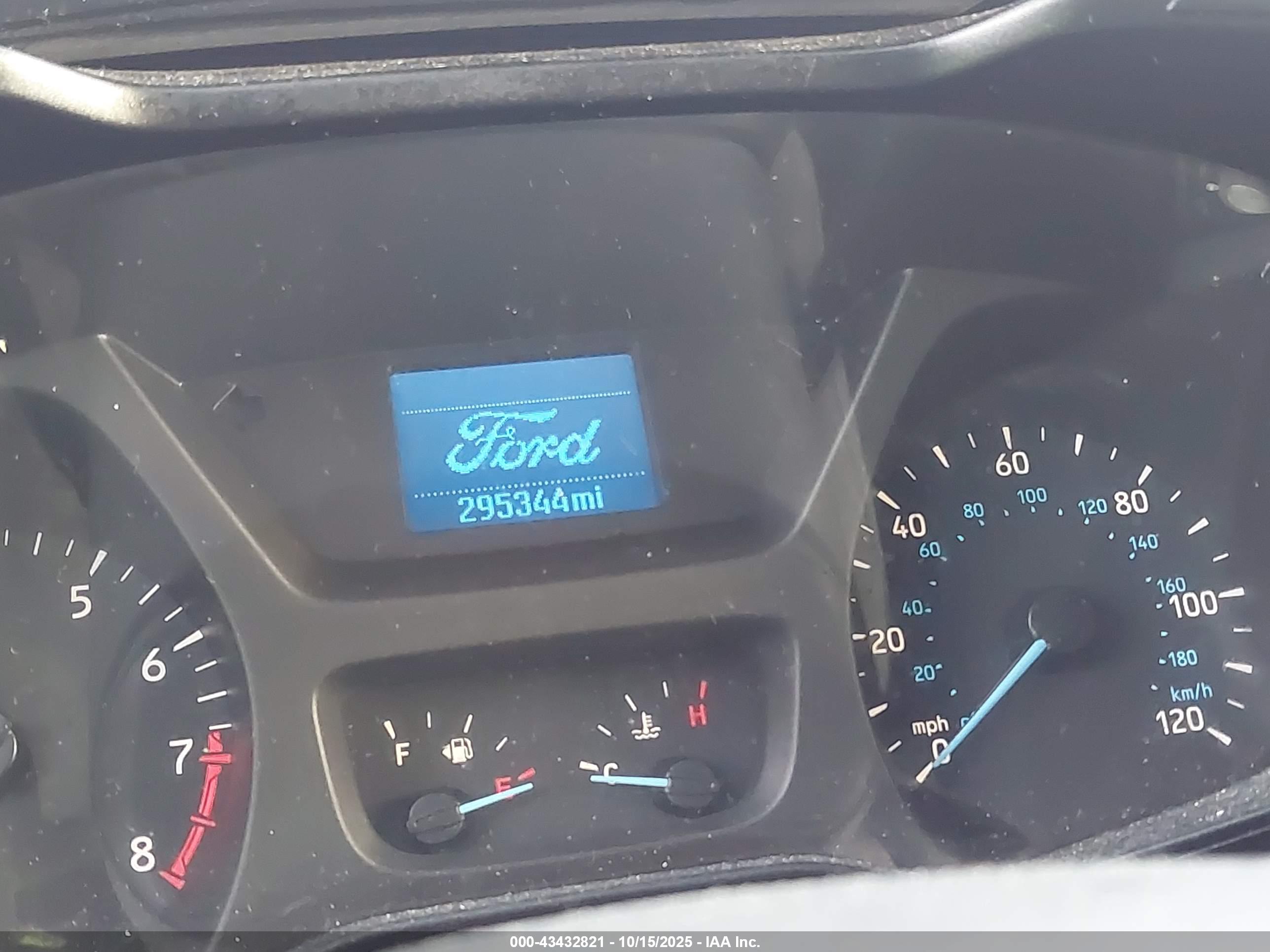 FORD TRANSIT-350 image 7