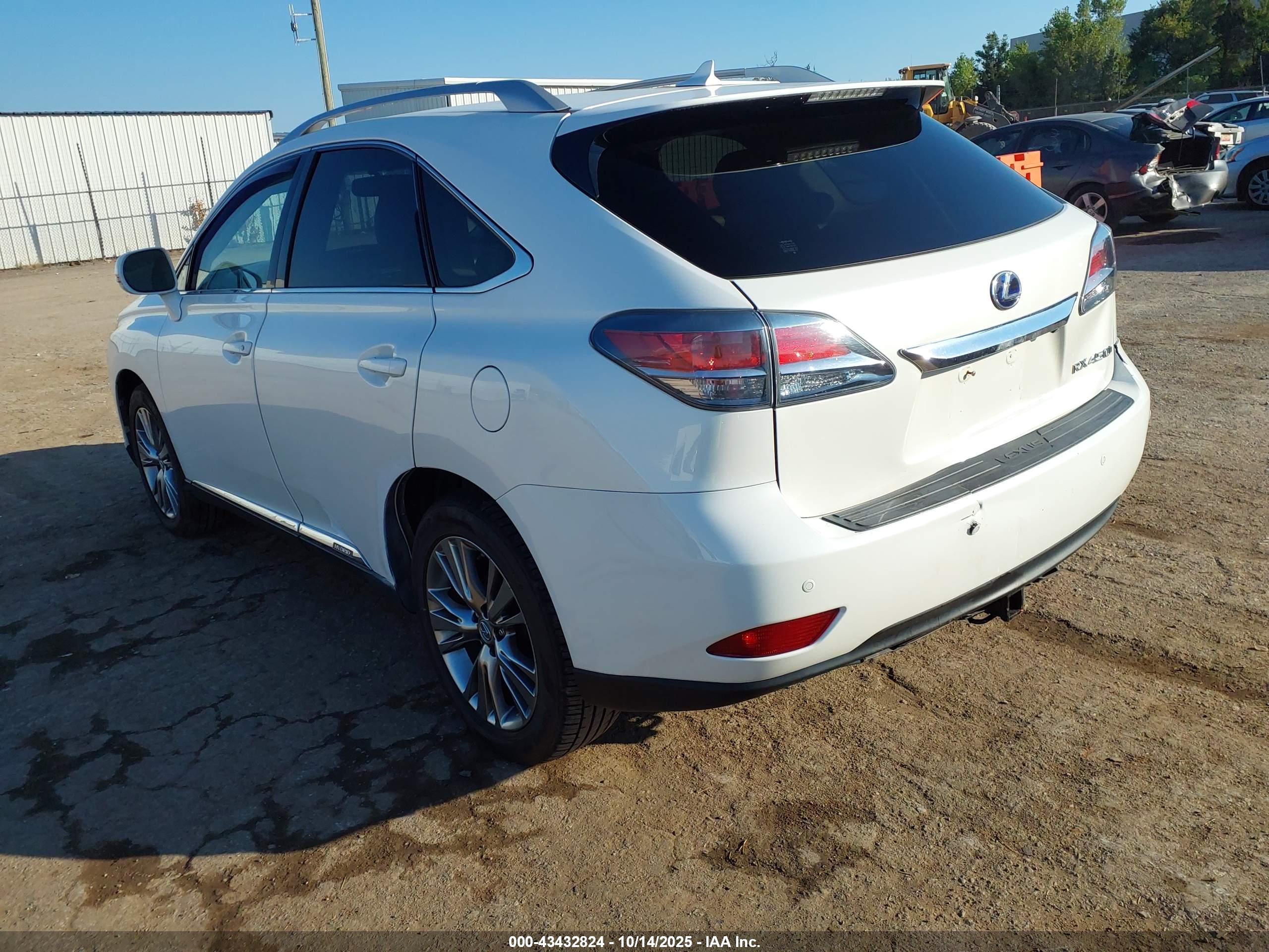 LEXUS RX image 3