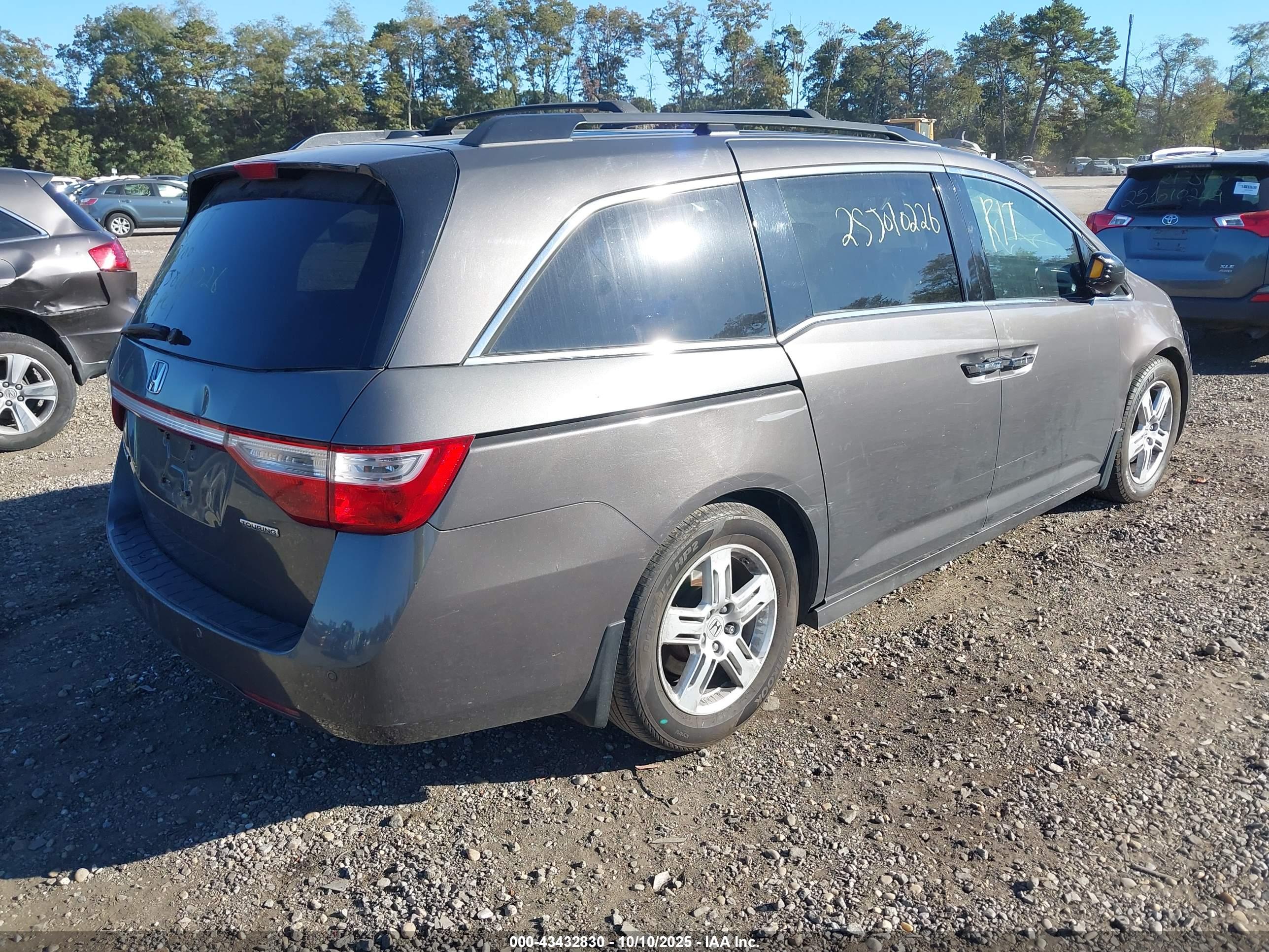 HONDA ODYSSEY image 4