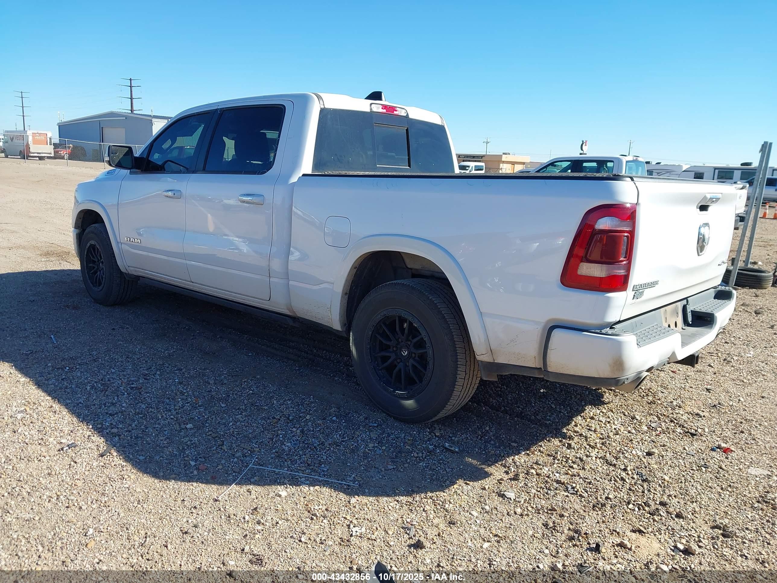 RAM 1500 image 3