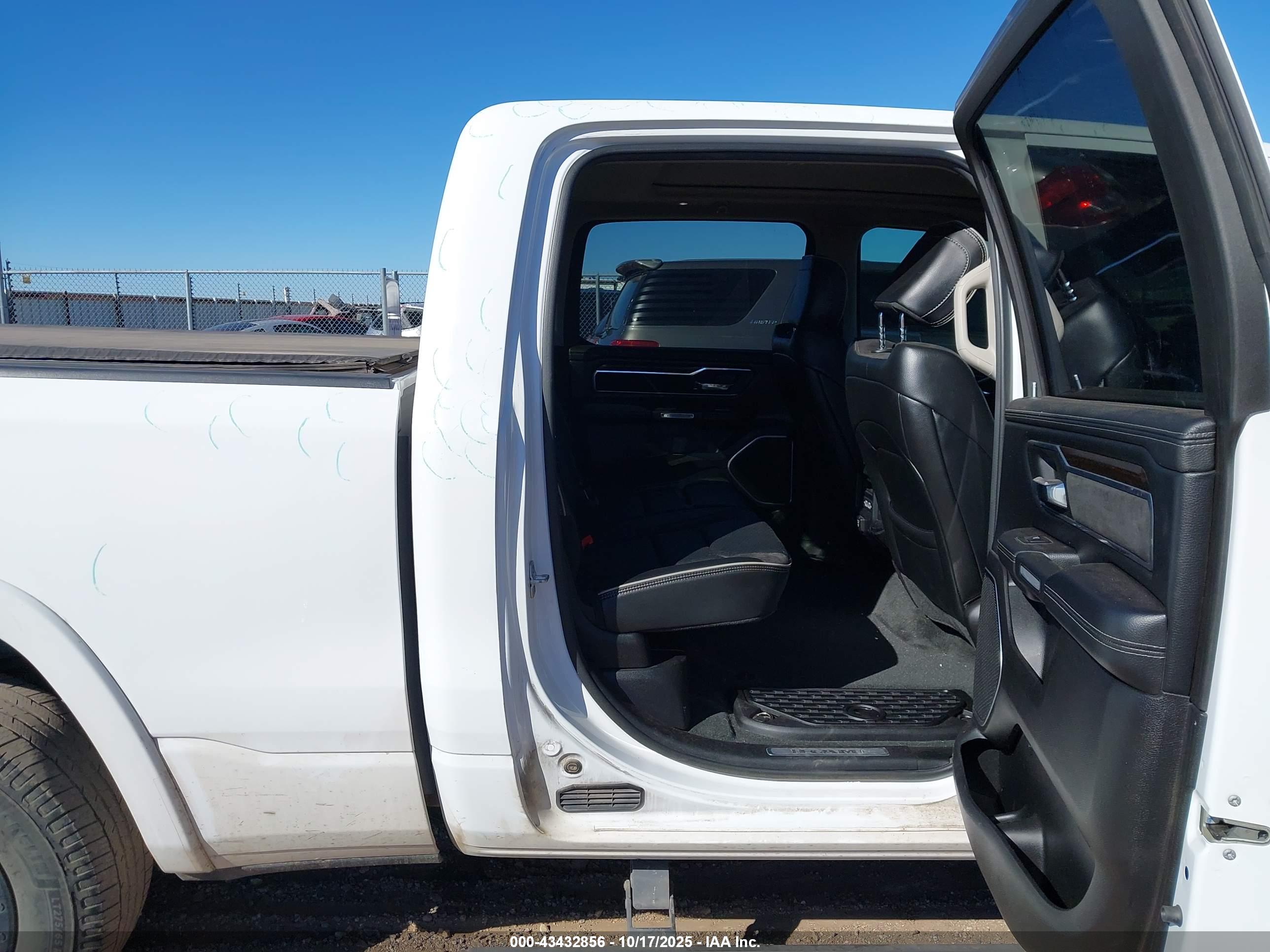 RAM 1500 image 8
