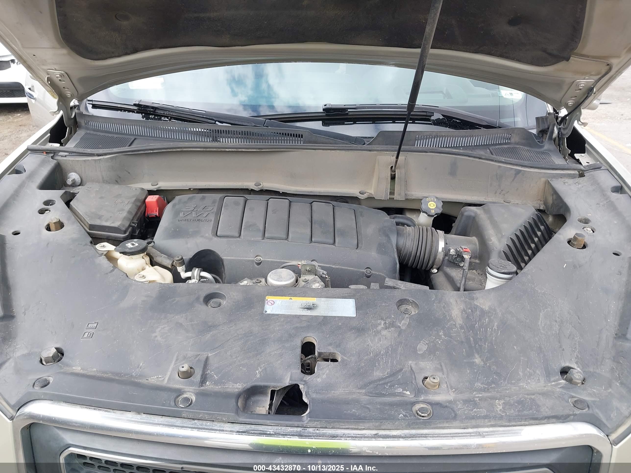 GMC ACADIA image 10