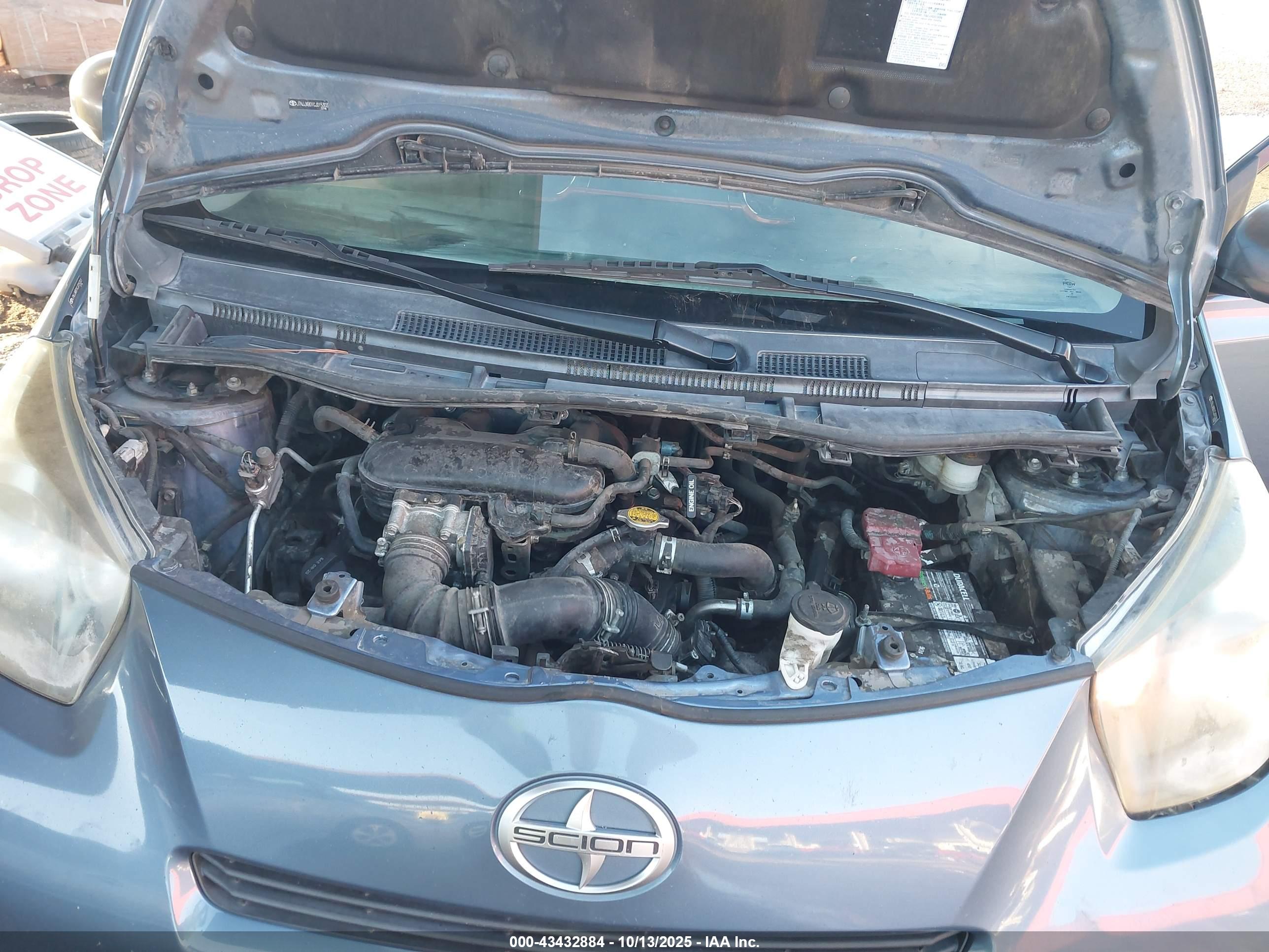 SCION IQ image 10