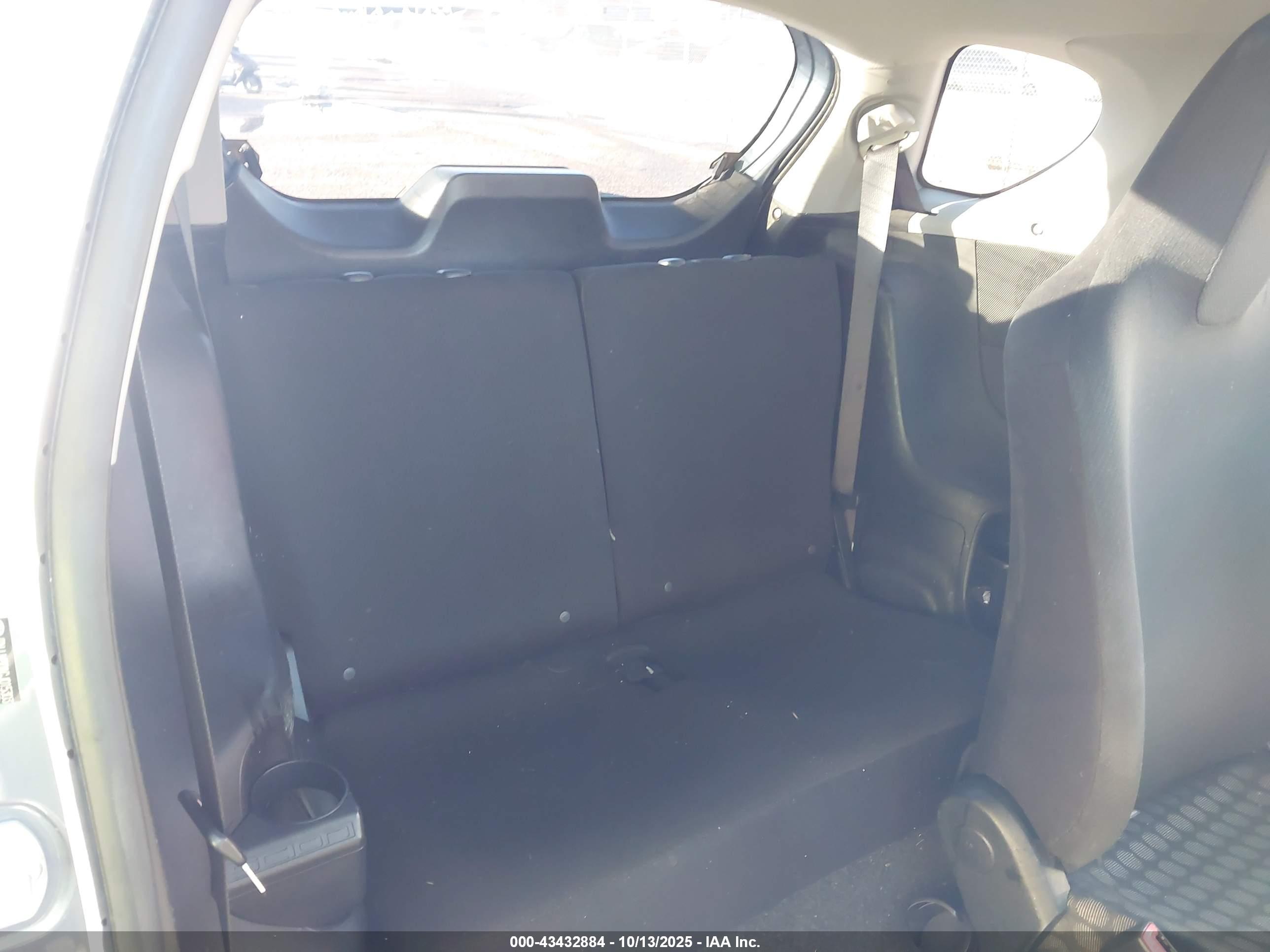 SCION IQ image 8