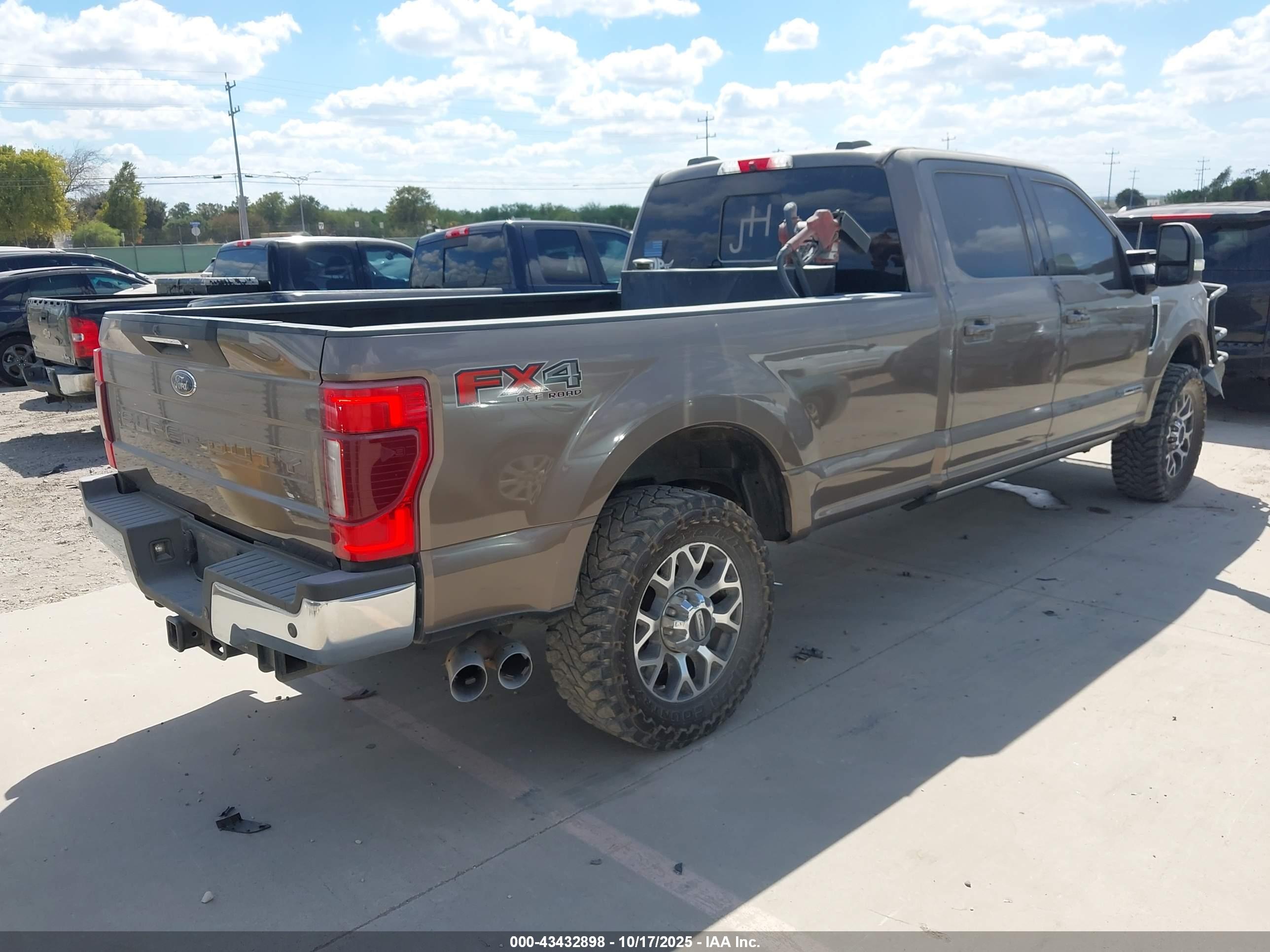 FORD F-350 image 4