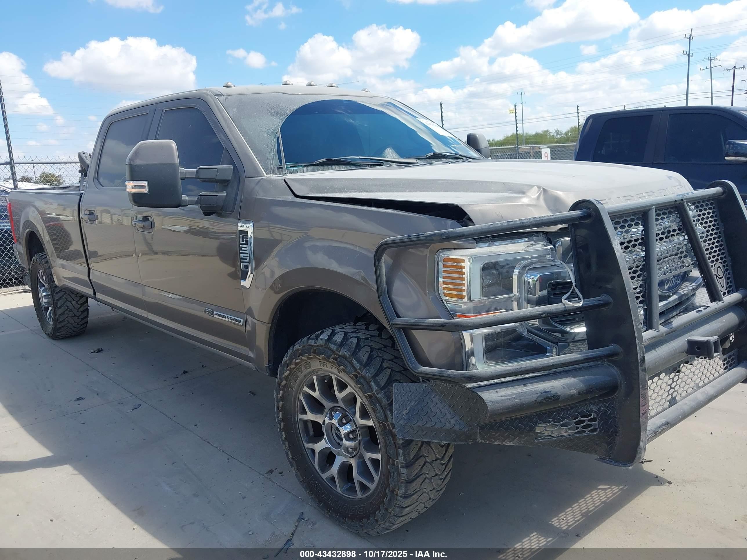 FORD F-350 image 6