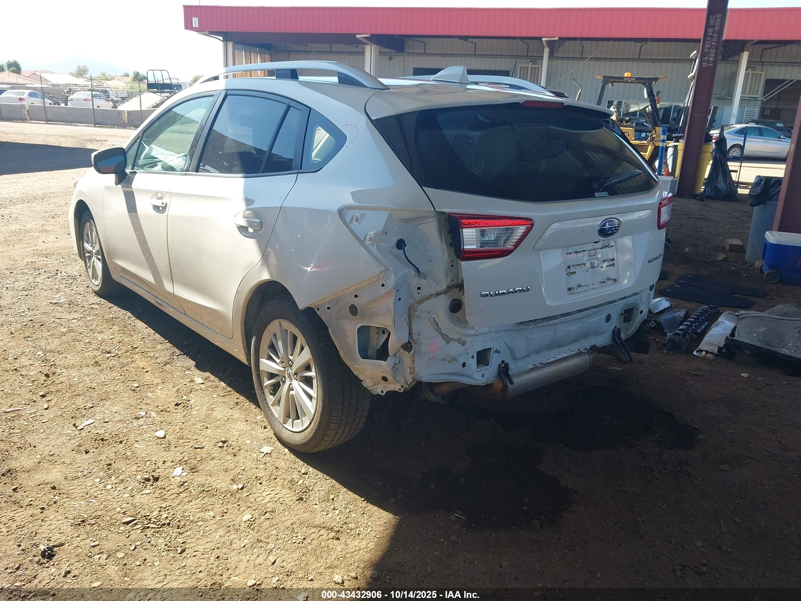 SUBARU IMPREZA image 3