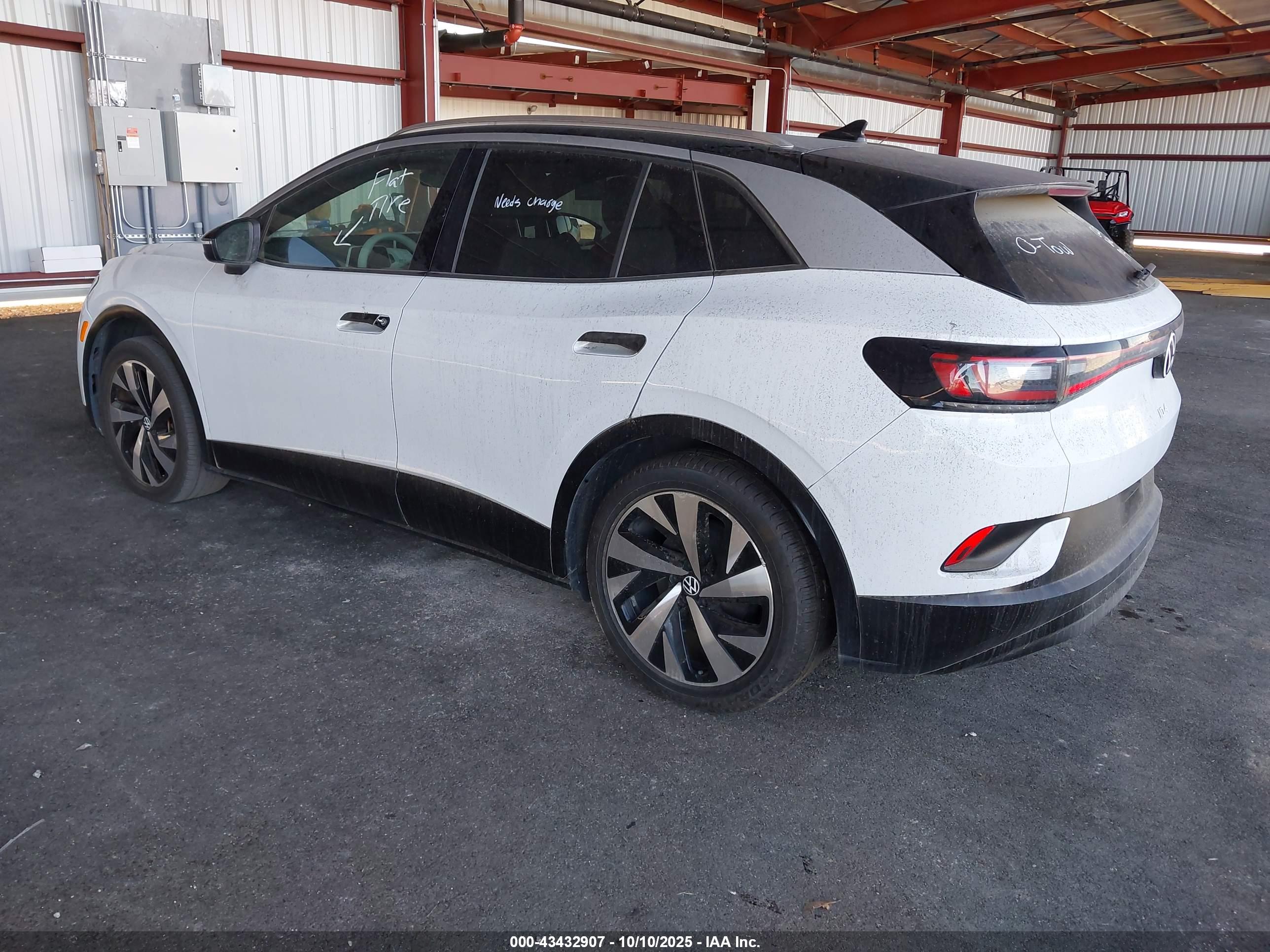 VOLKSWAGEN ID.4 image 3