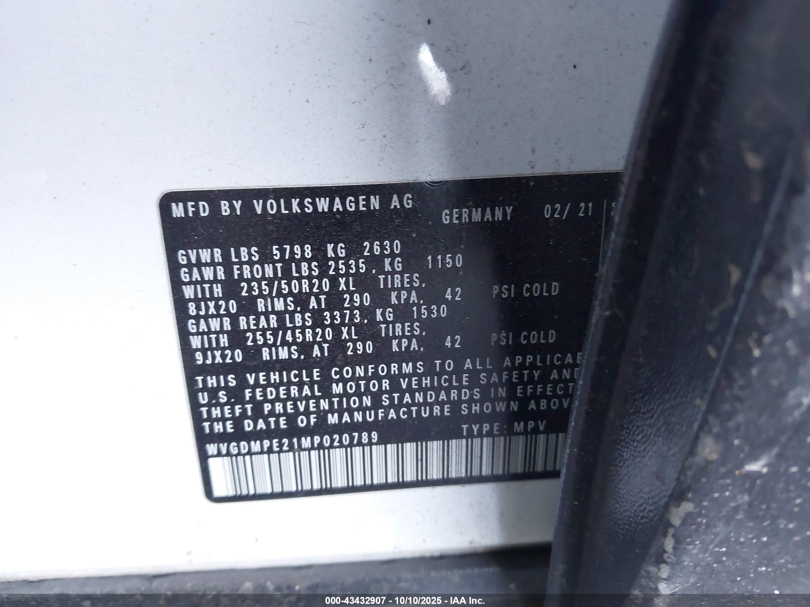VOLKSWAGEN ID.4 image 9