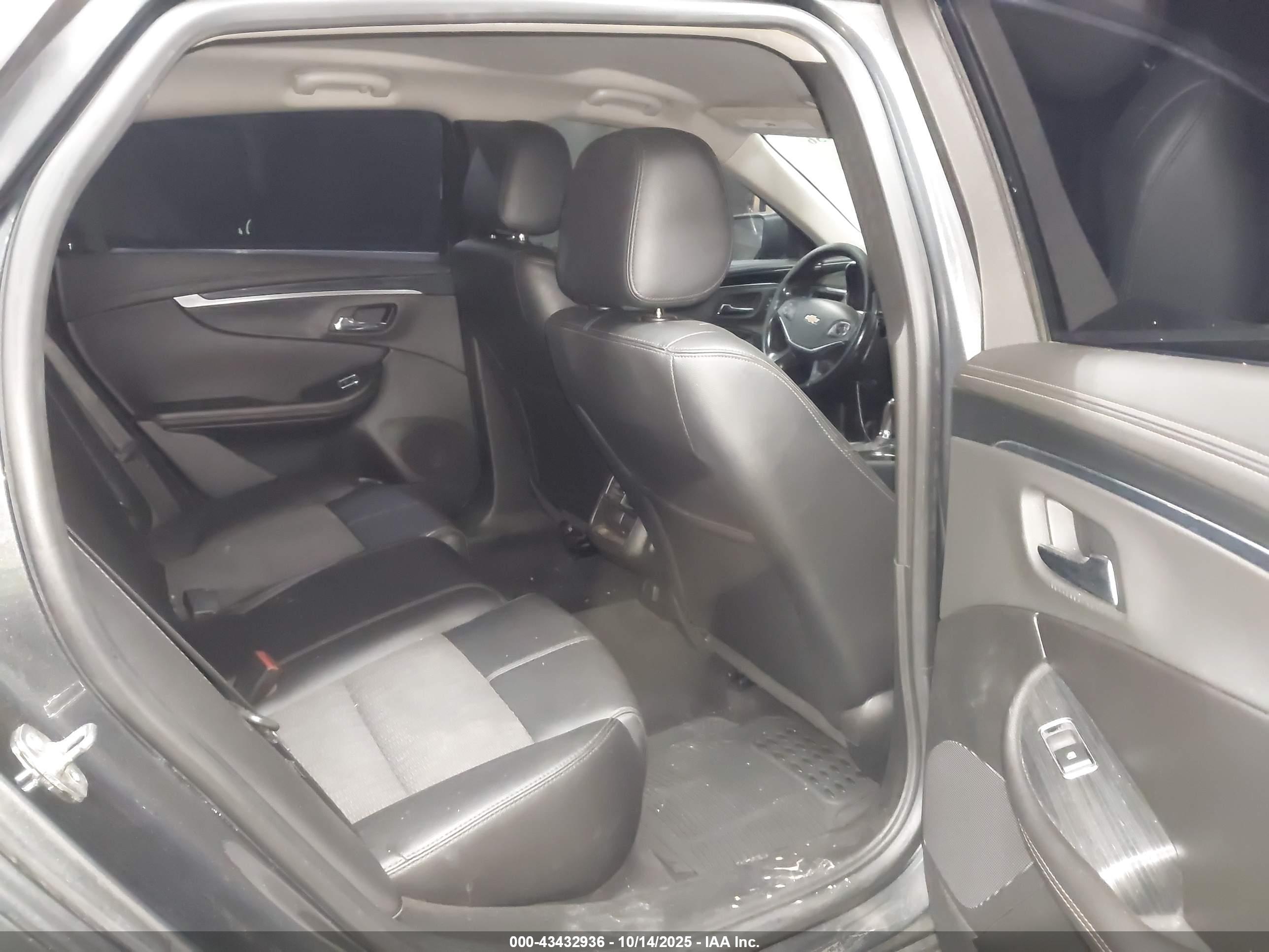 CHEVROLET IMPALA image 8