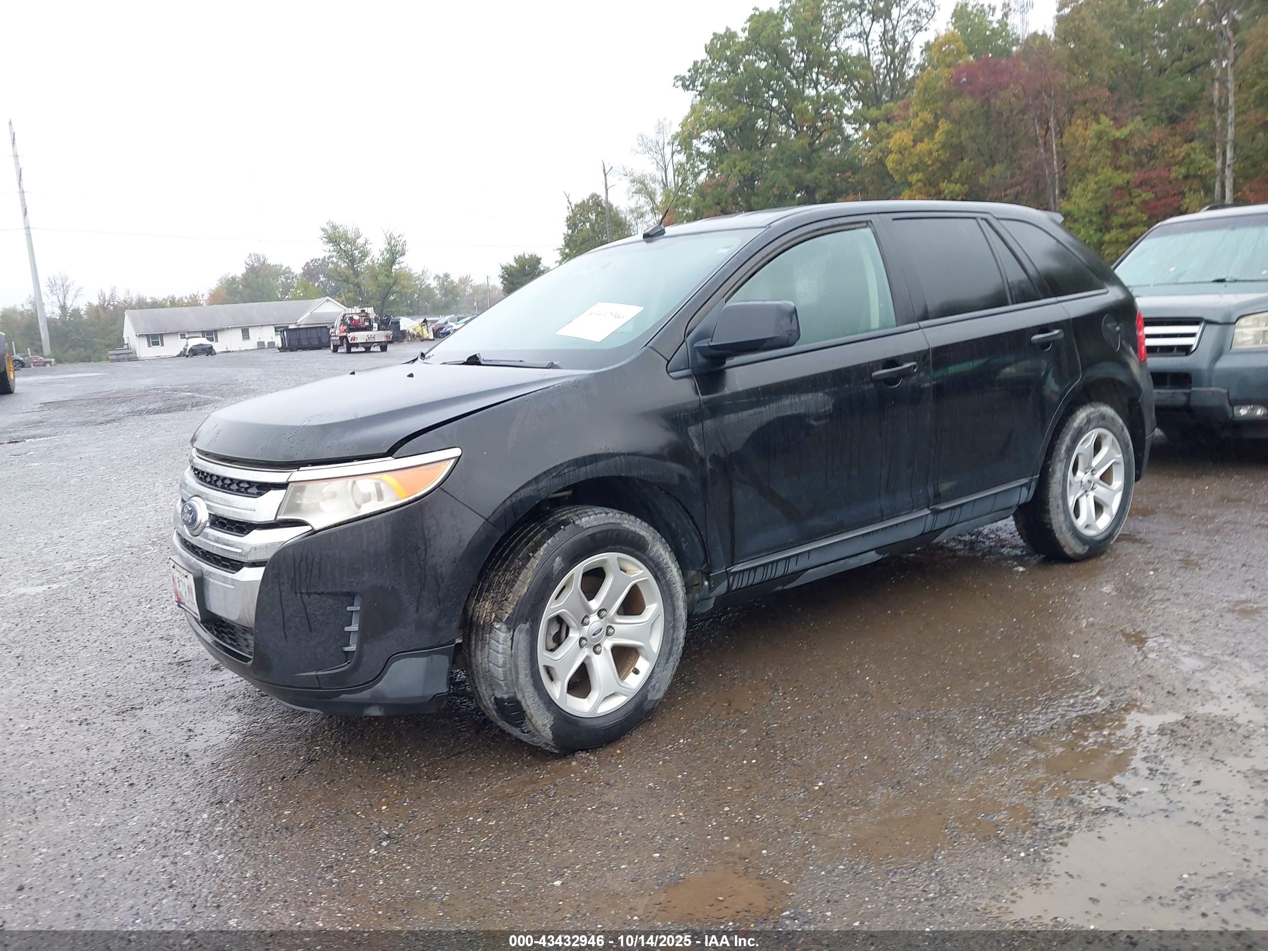 FORD EDGE image 2